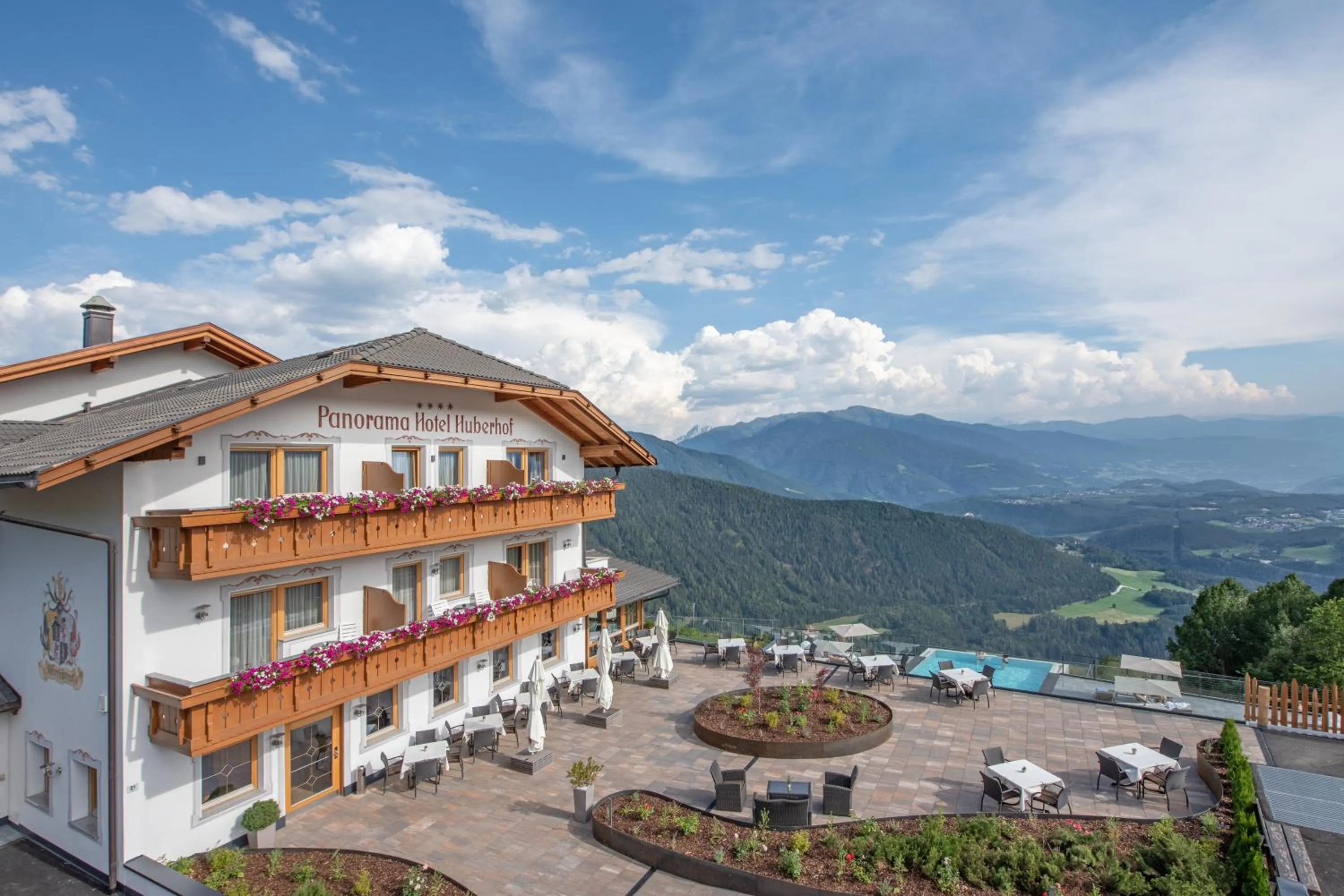 Facade/entrance in Panoramahotel Huberhof