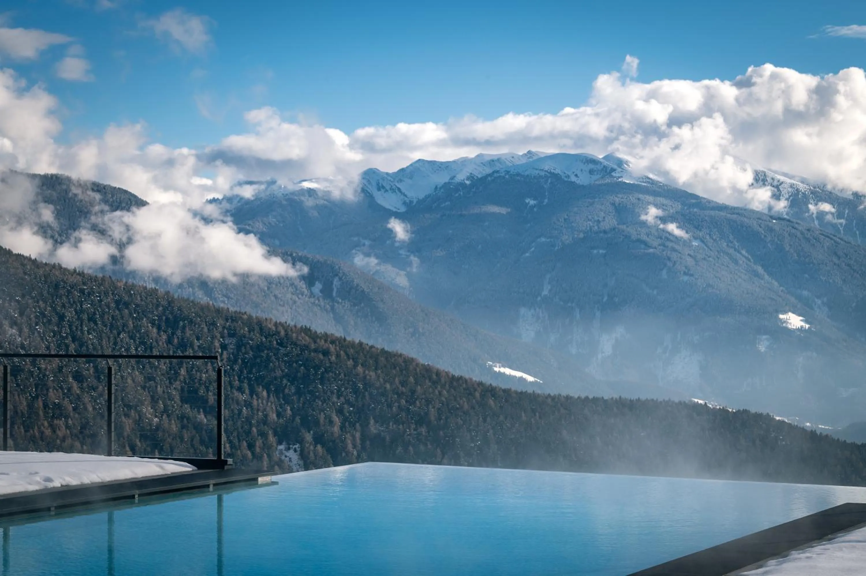 Mountain view in Panoramahotel Huberhof