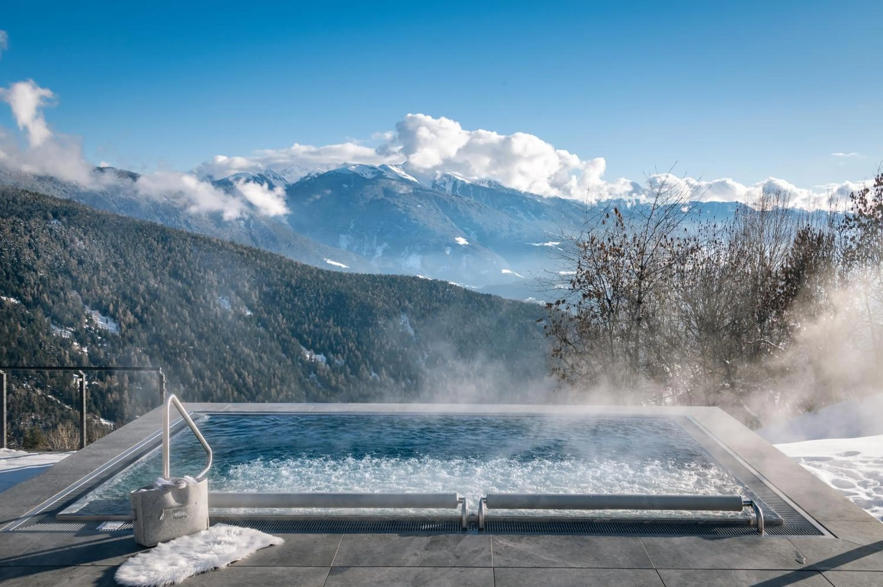 Hot Tub in Panoramahotel Huberhof