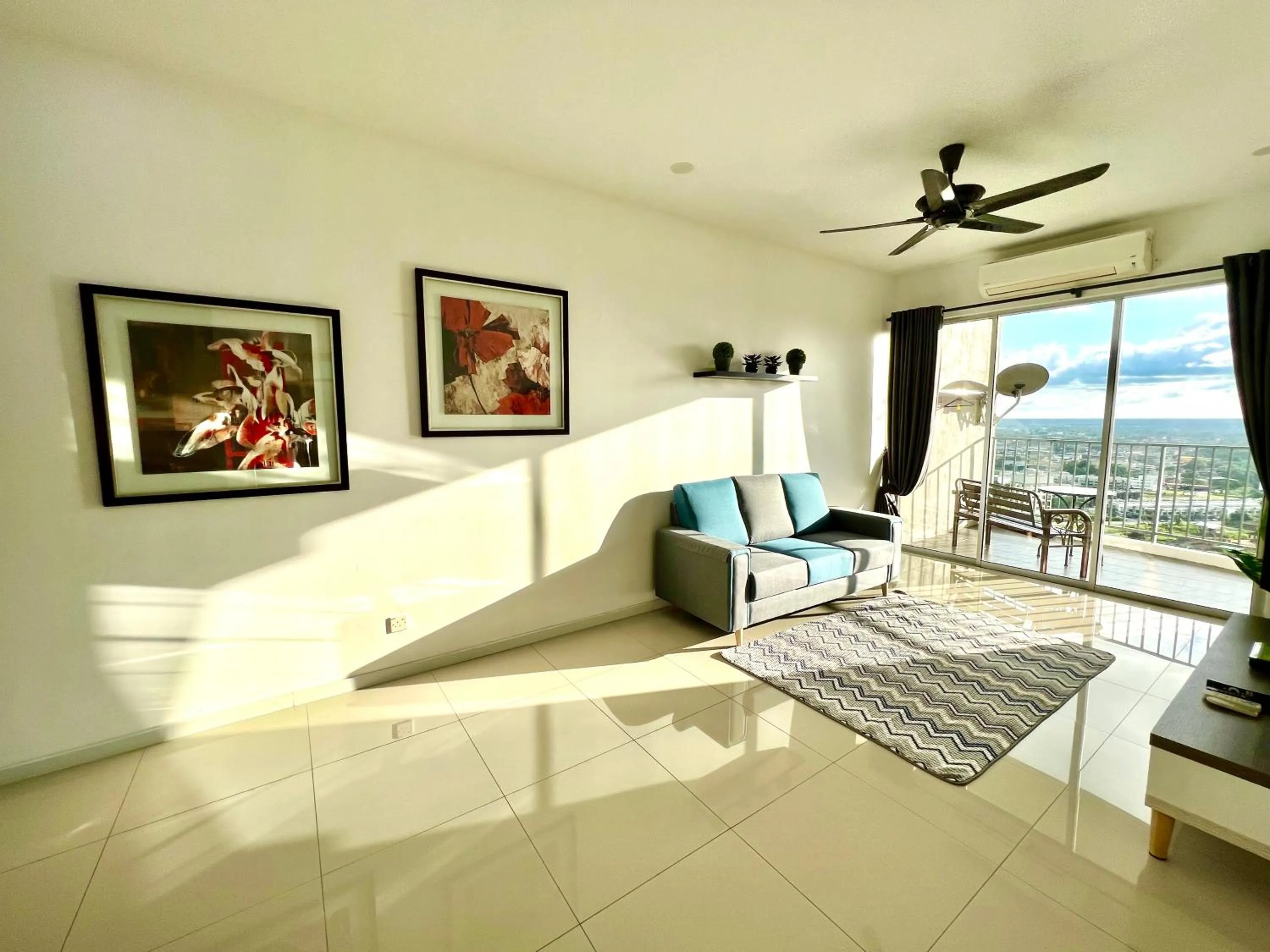 Home Away from Home in Taiping - 3R4B Family & Group Friendly!