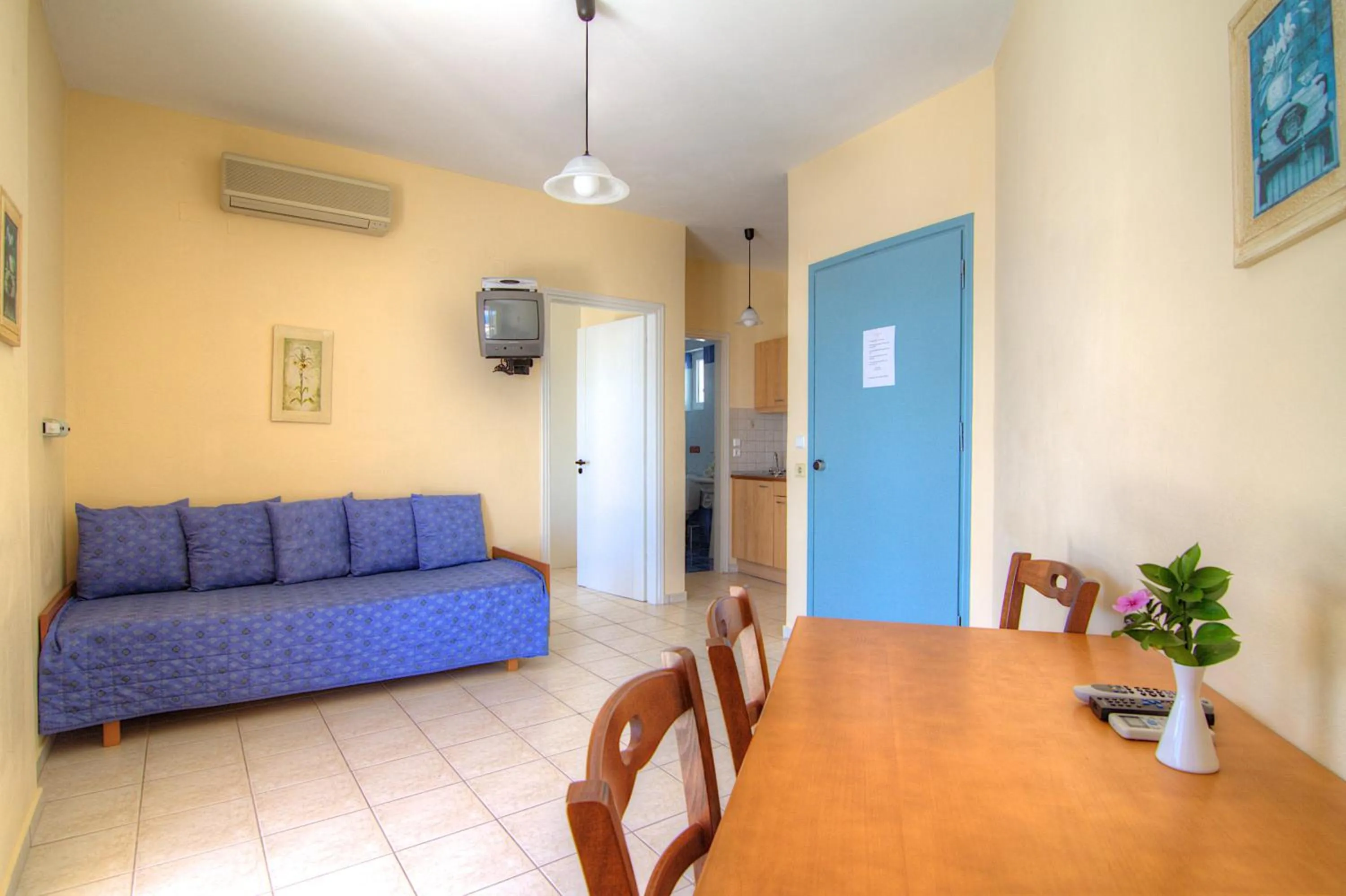 Kitchen or kitchenette in Atlantis