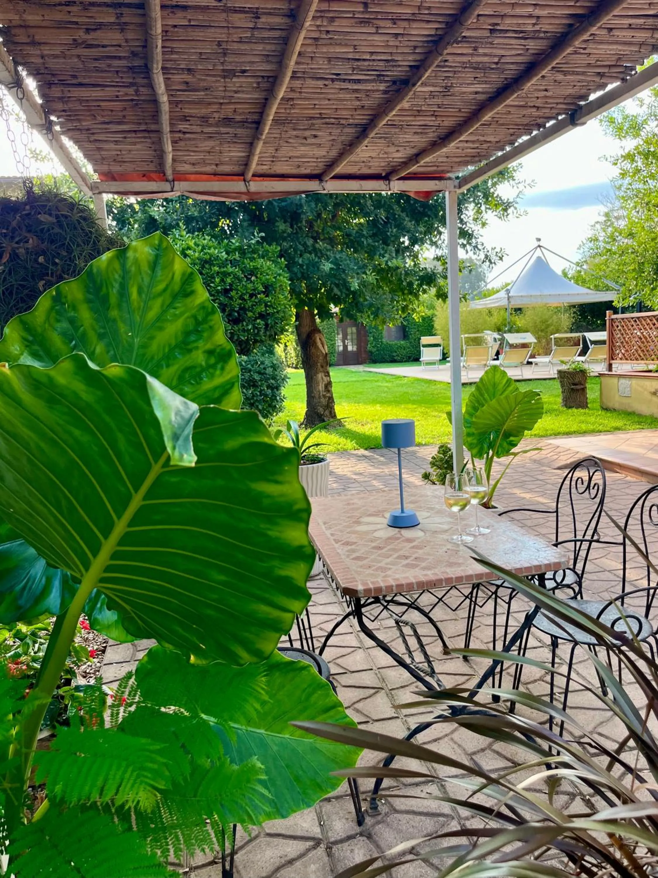 Day in I Lecci Guesthouse