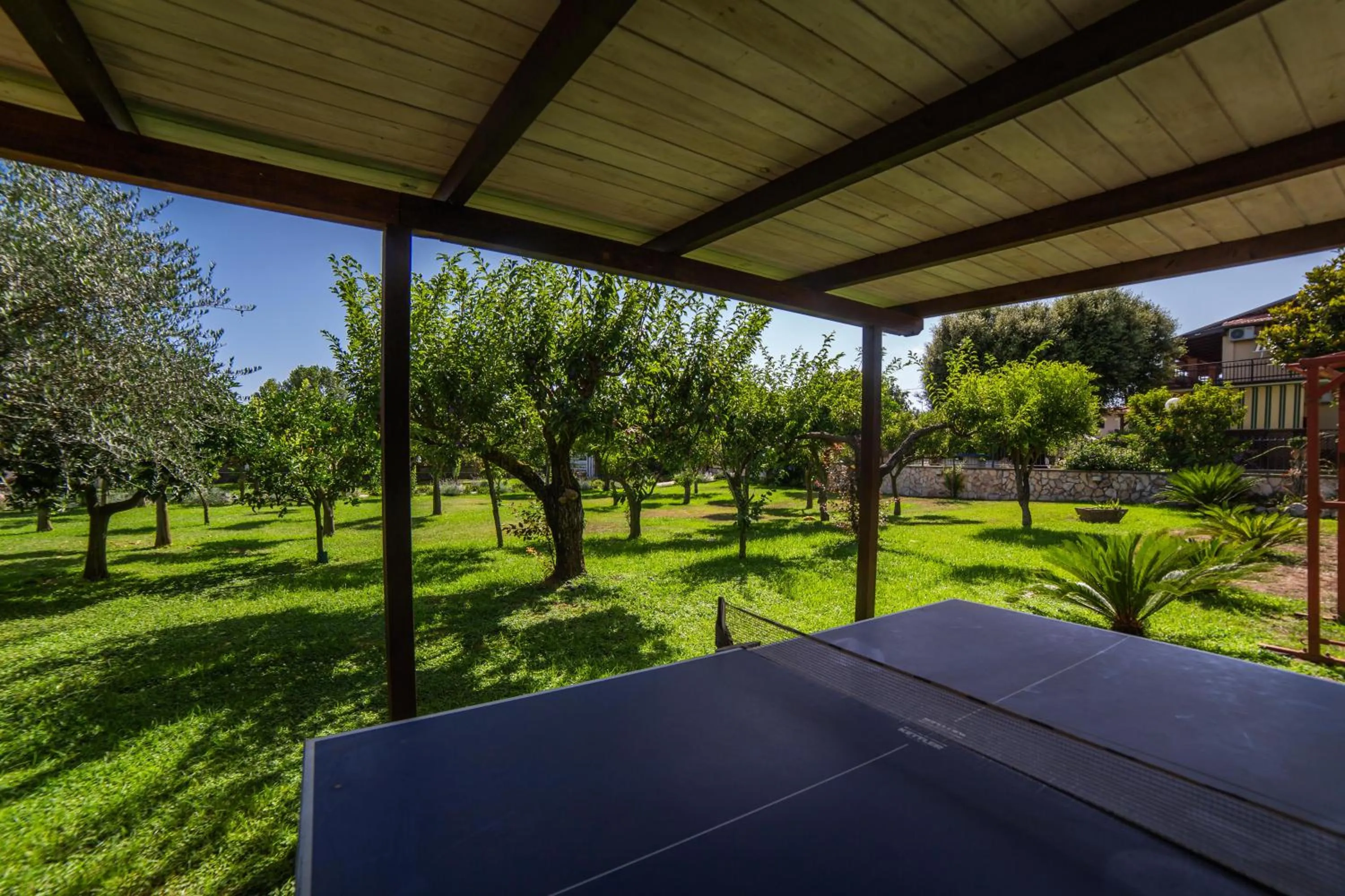 Garden in I Lecci Guesthouse