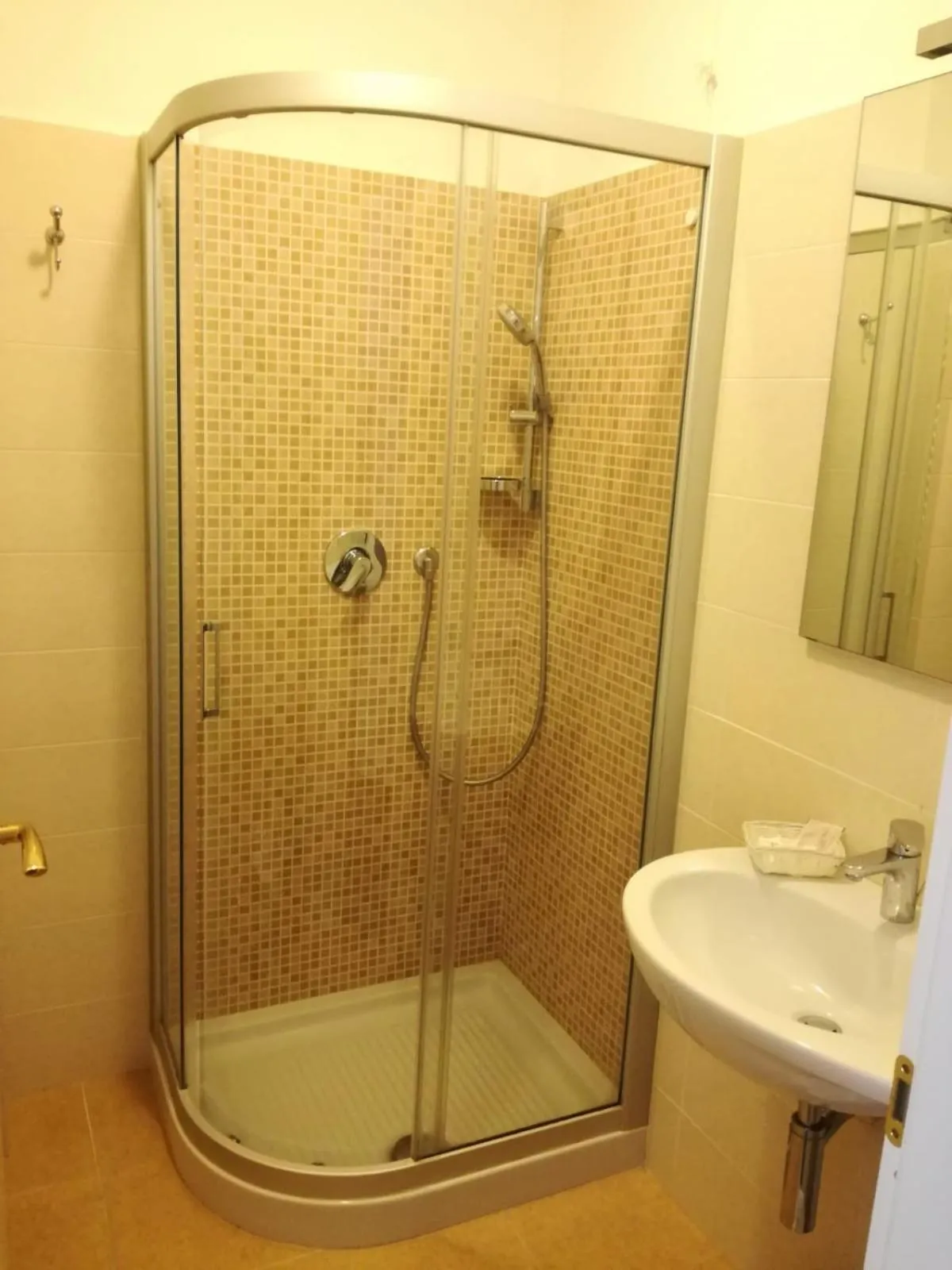 Bathroom in Hotel Giulia