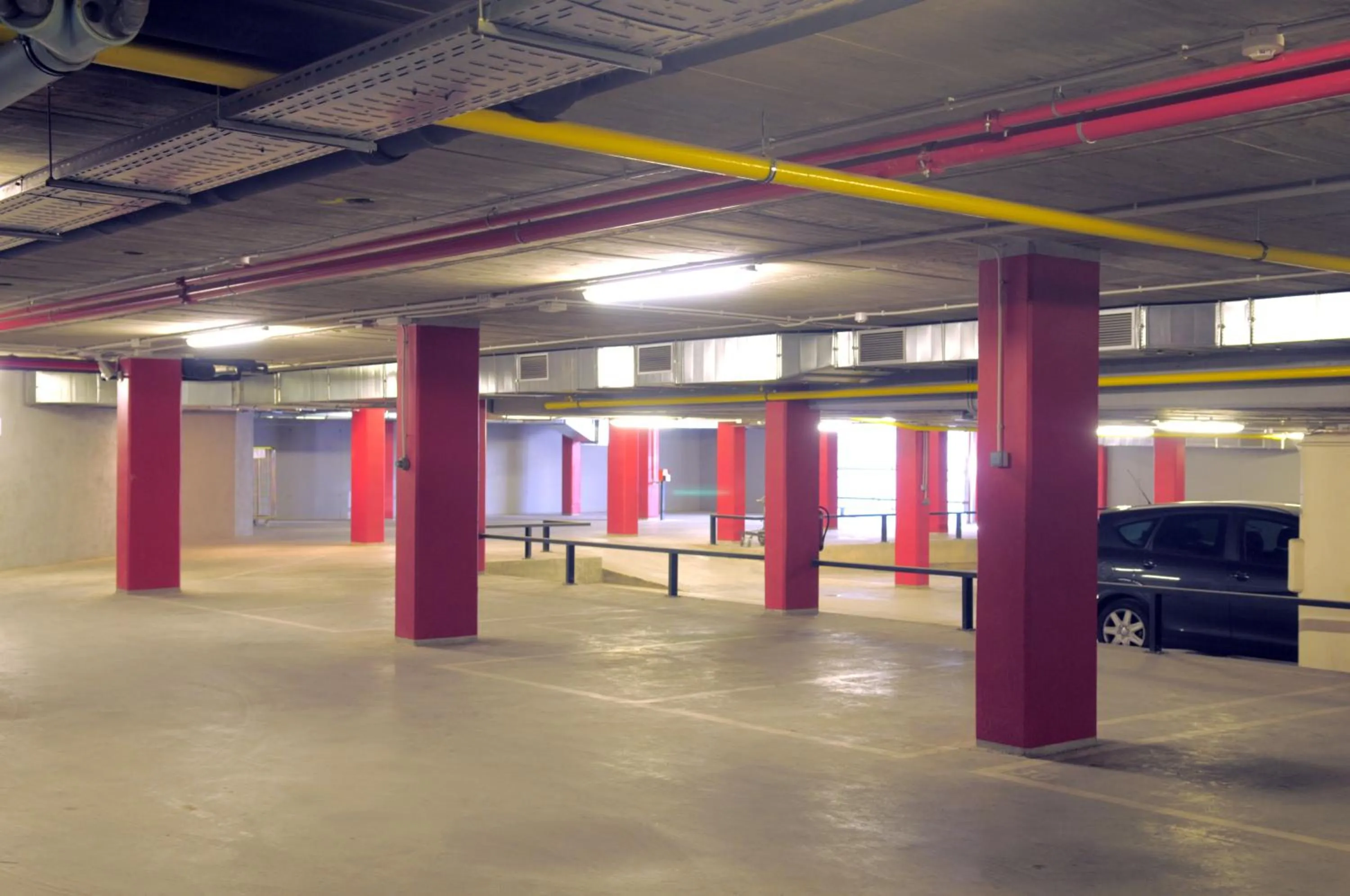 Parking in Ibis Budget Lleida