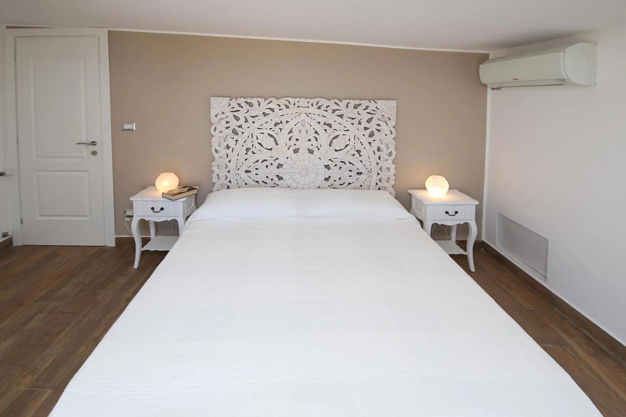 villa aurora