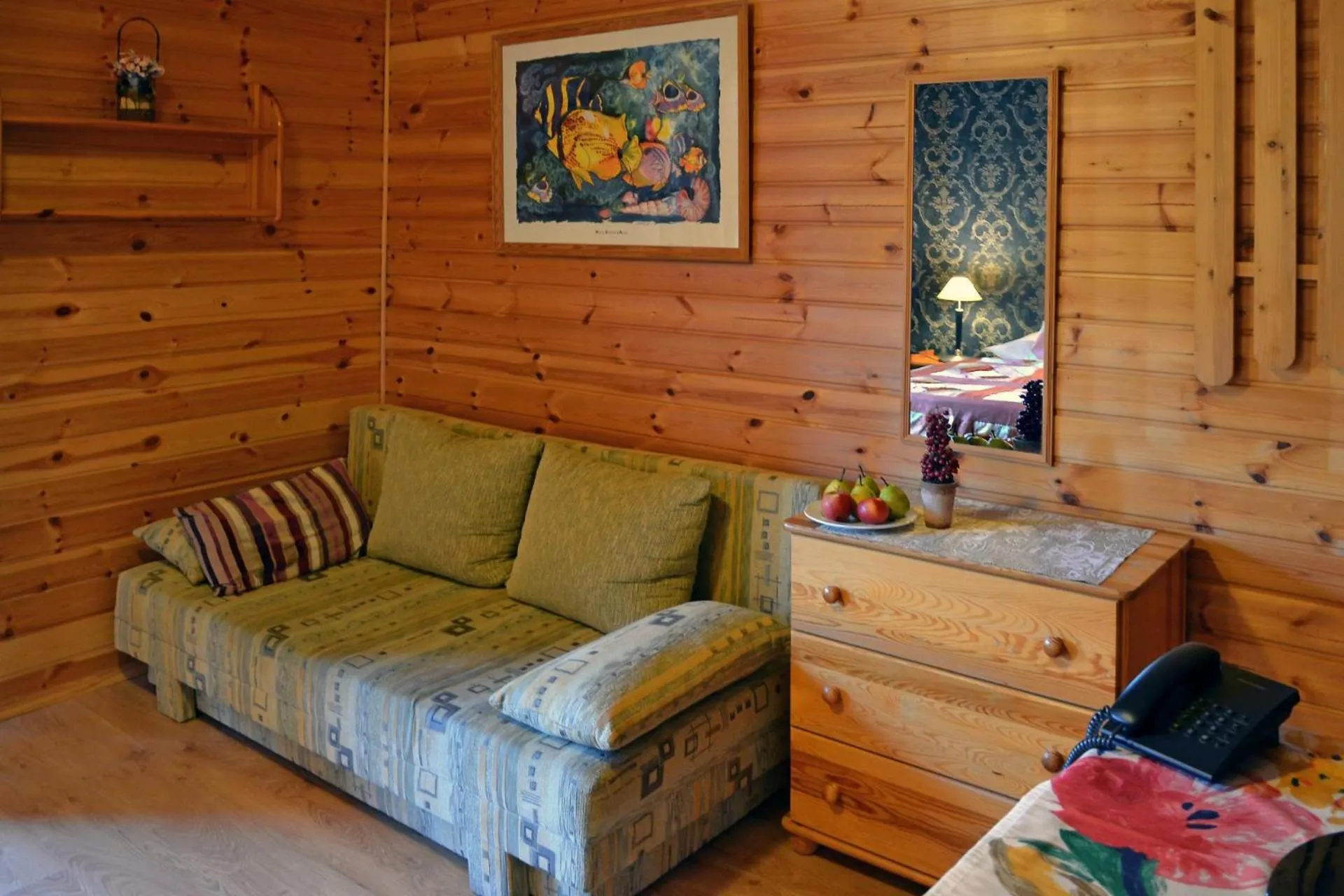 Seating area, Bed in Gronik