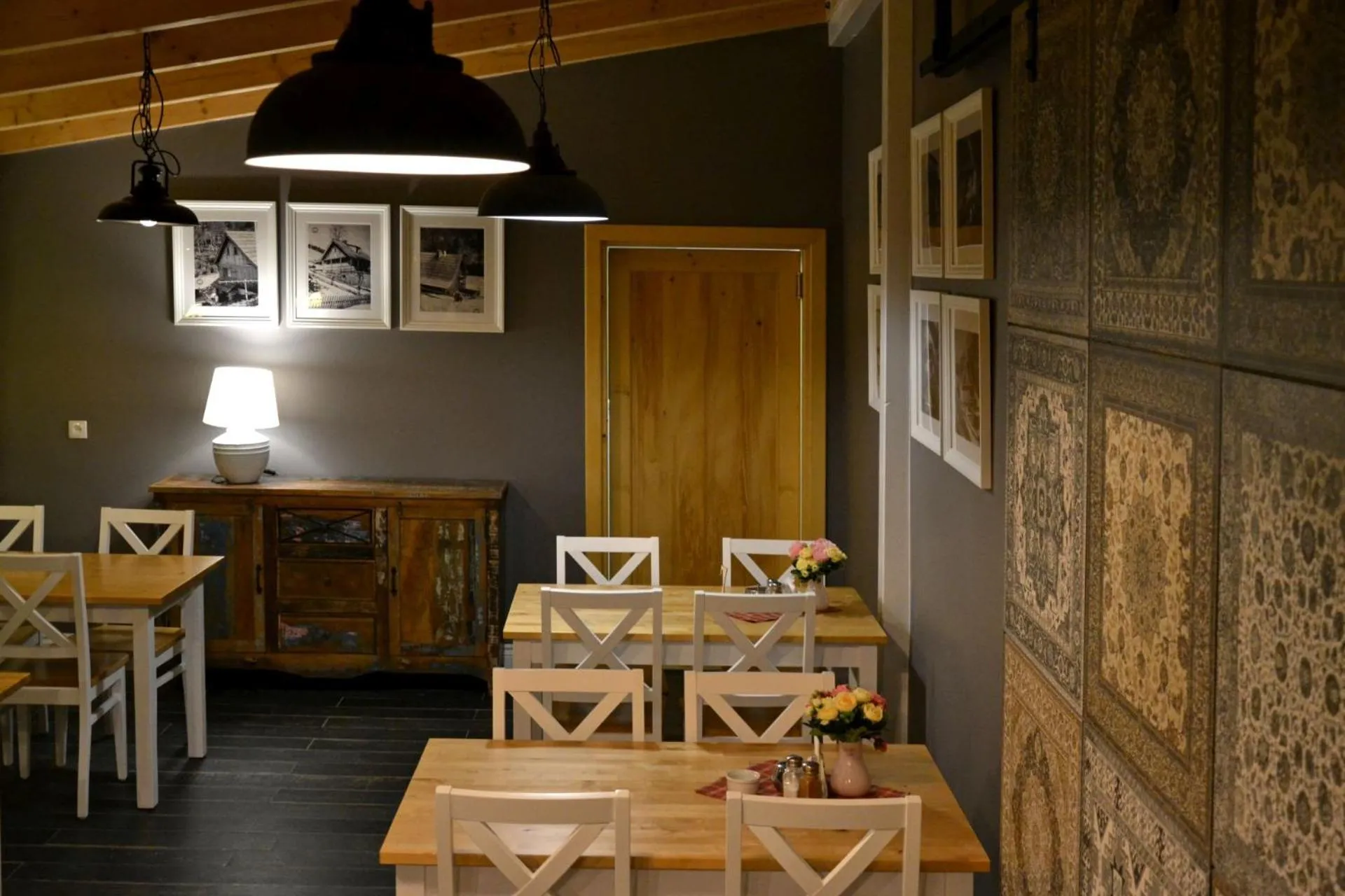 Dining area in Gronik