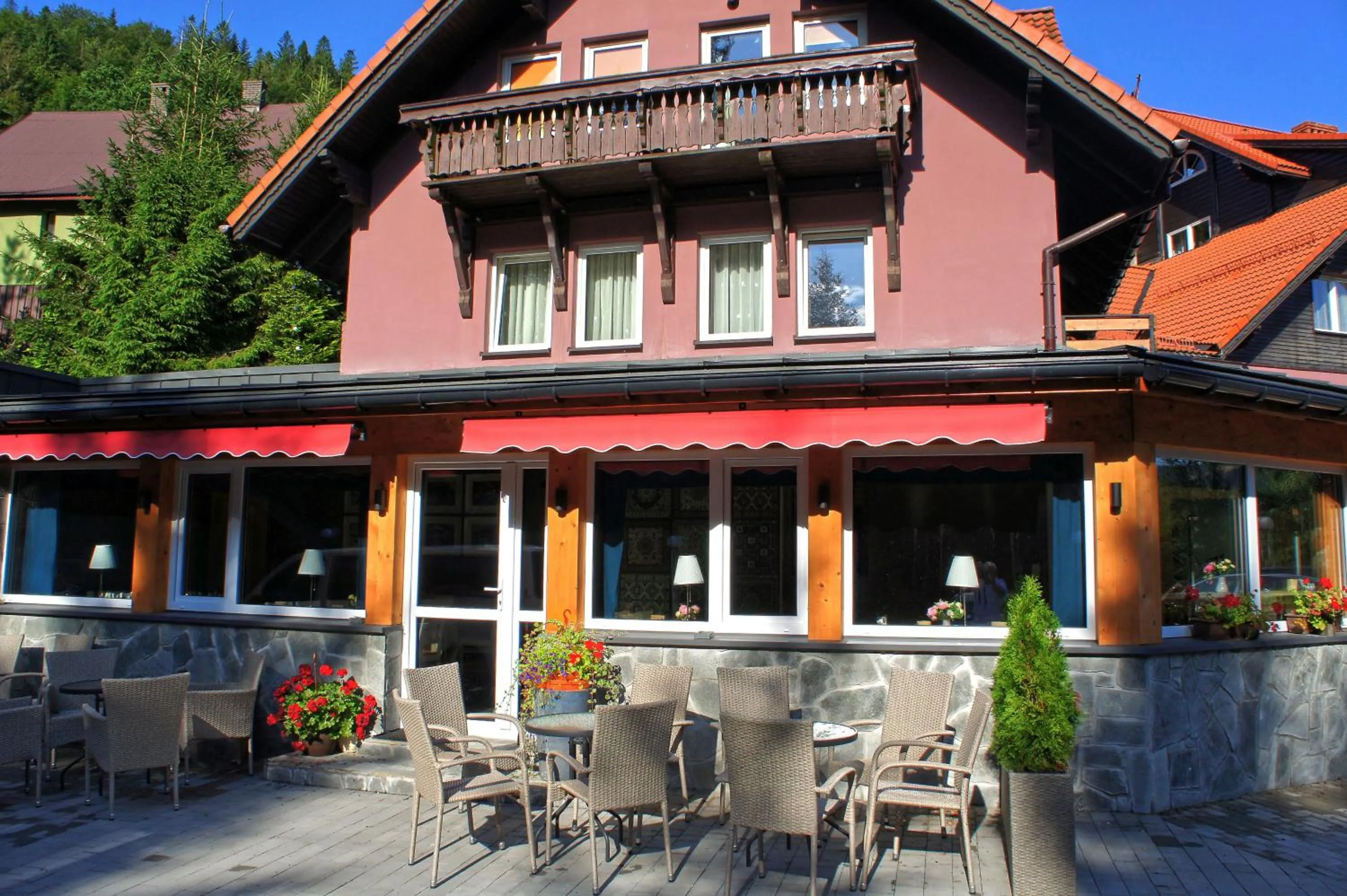 Property building in Gronik