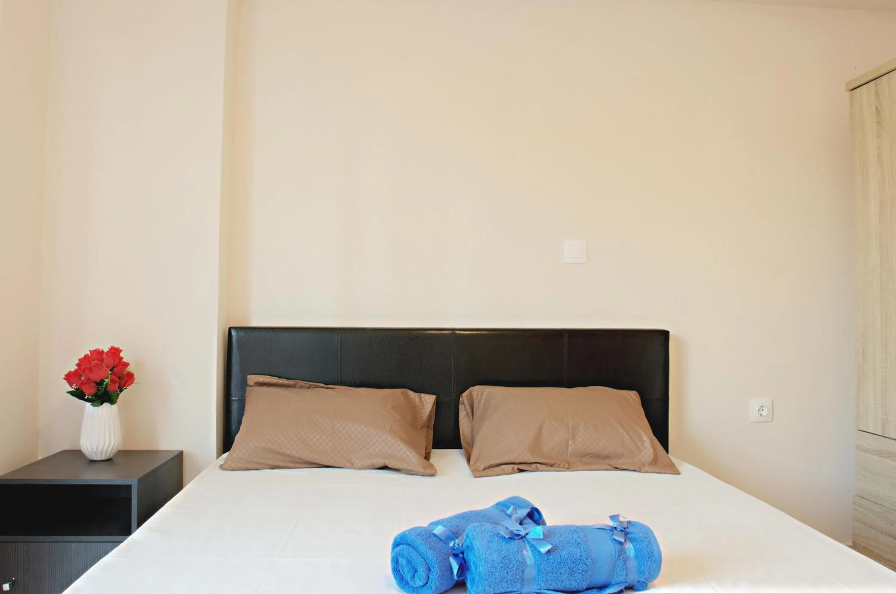 Bedroom, Bed in Spiridoula's Apartments Corfu