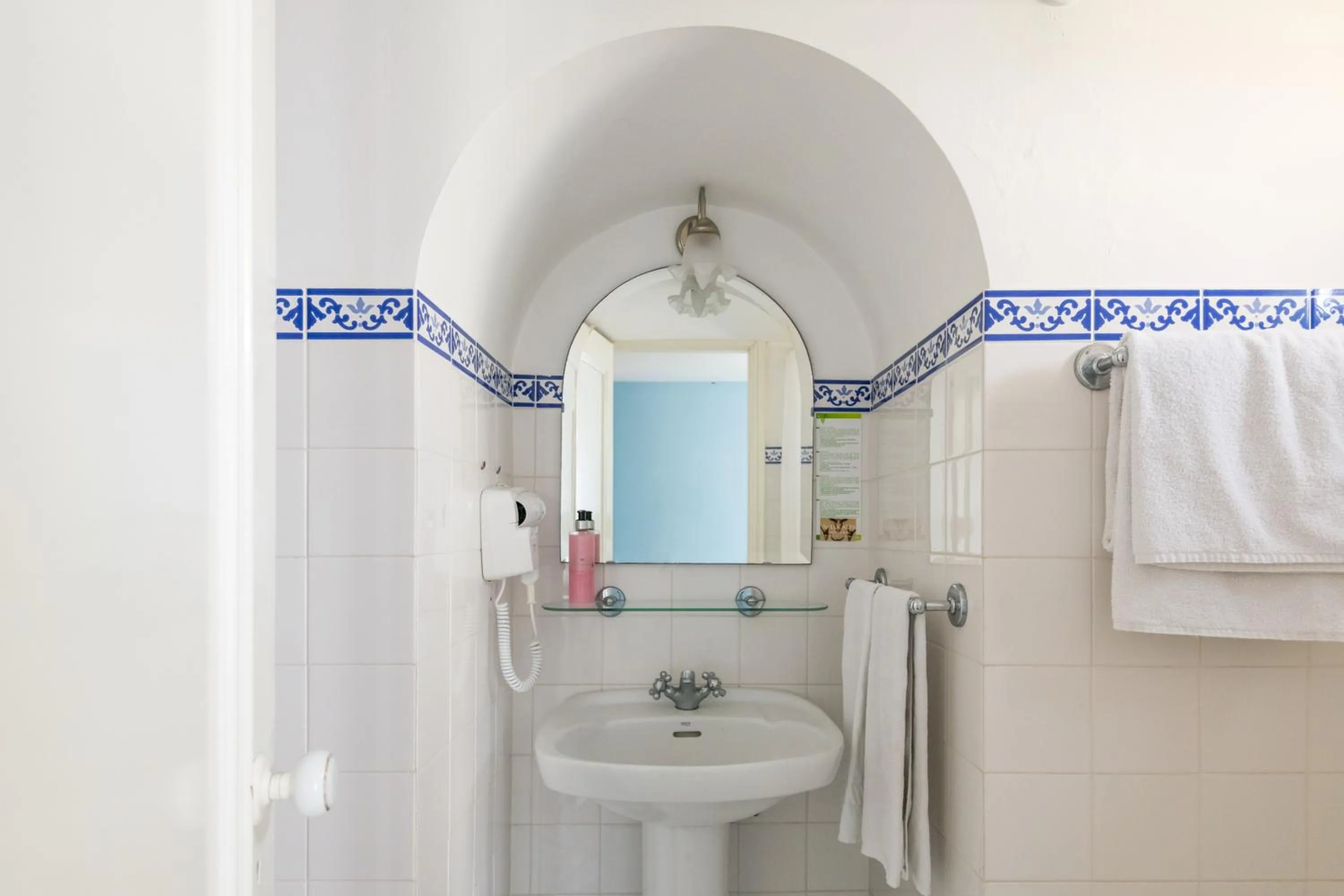 Bathroom in Villa Alto Boutique Hotel