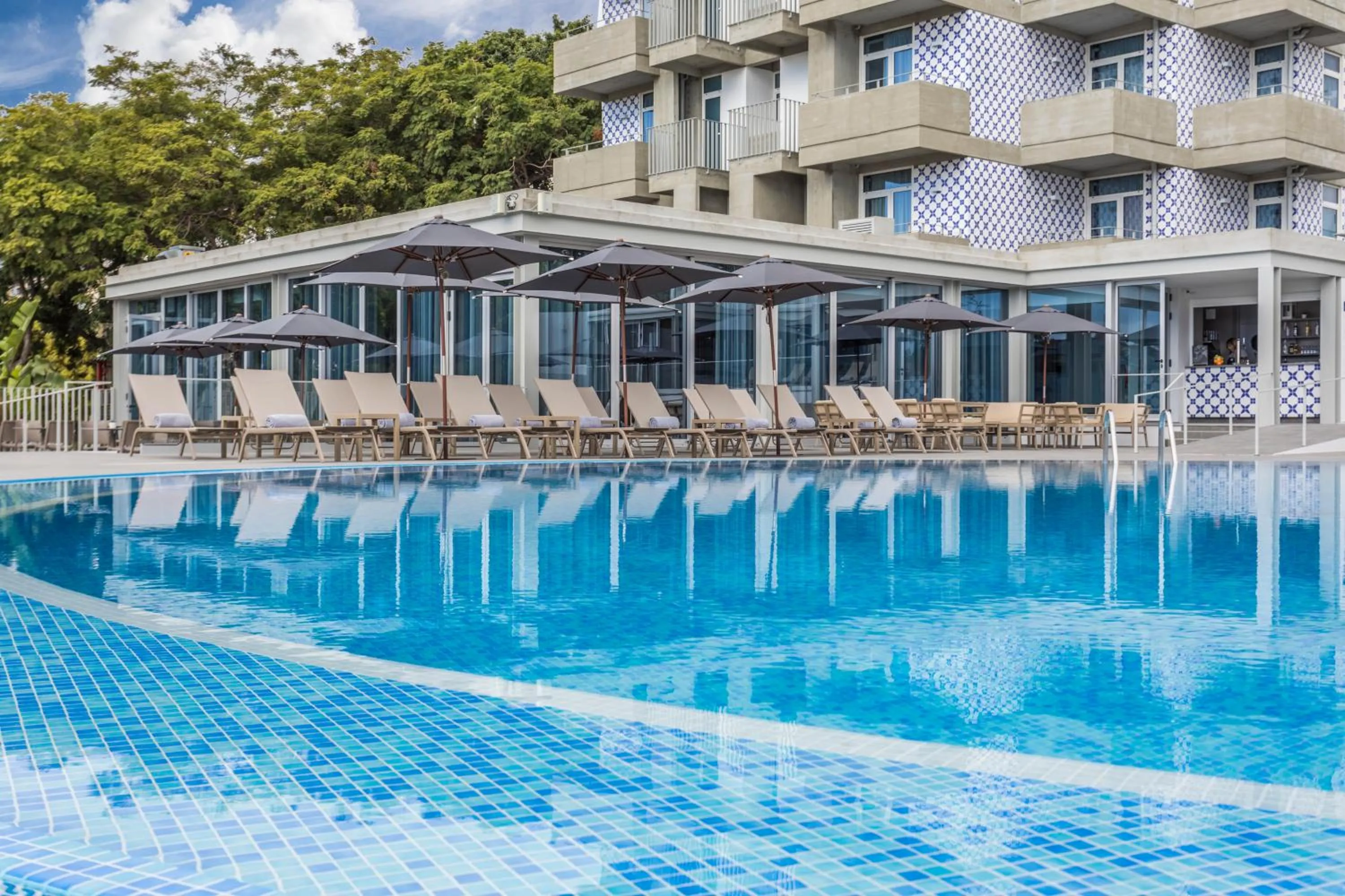 Swimming pool in Allegro Madeira - Adults Only