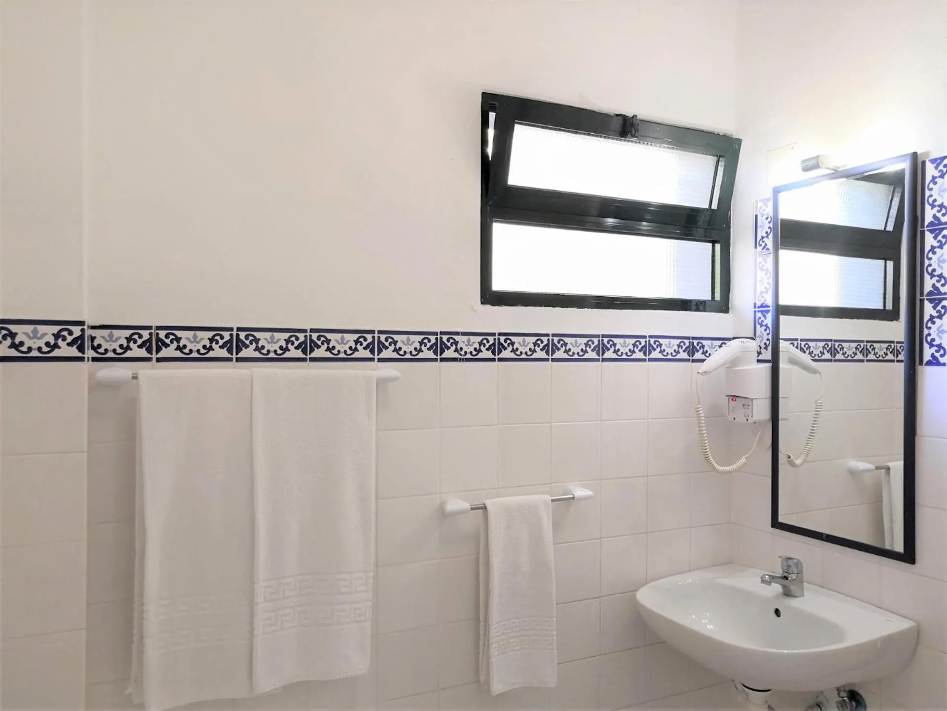 Bathroom in Apartamentos Quinta Mae dos Homens