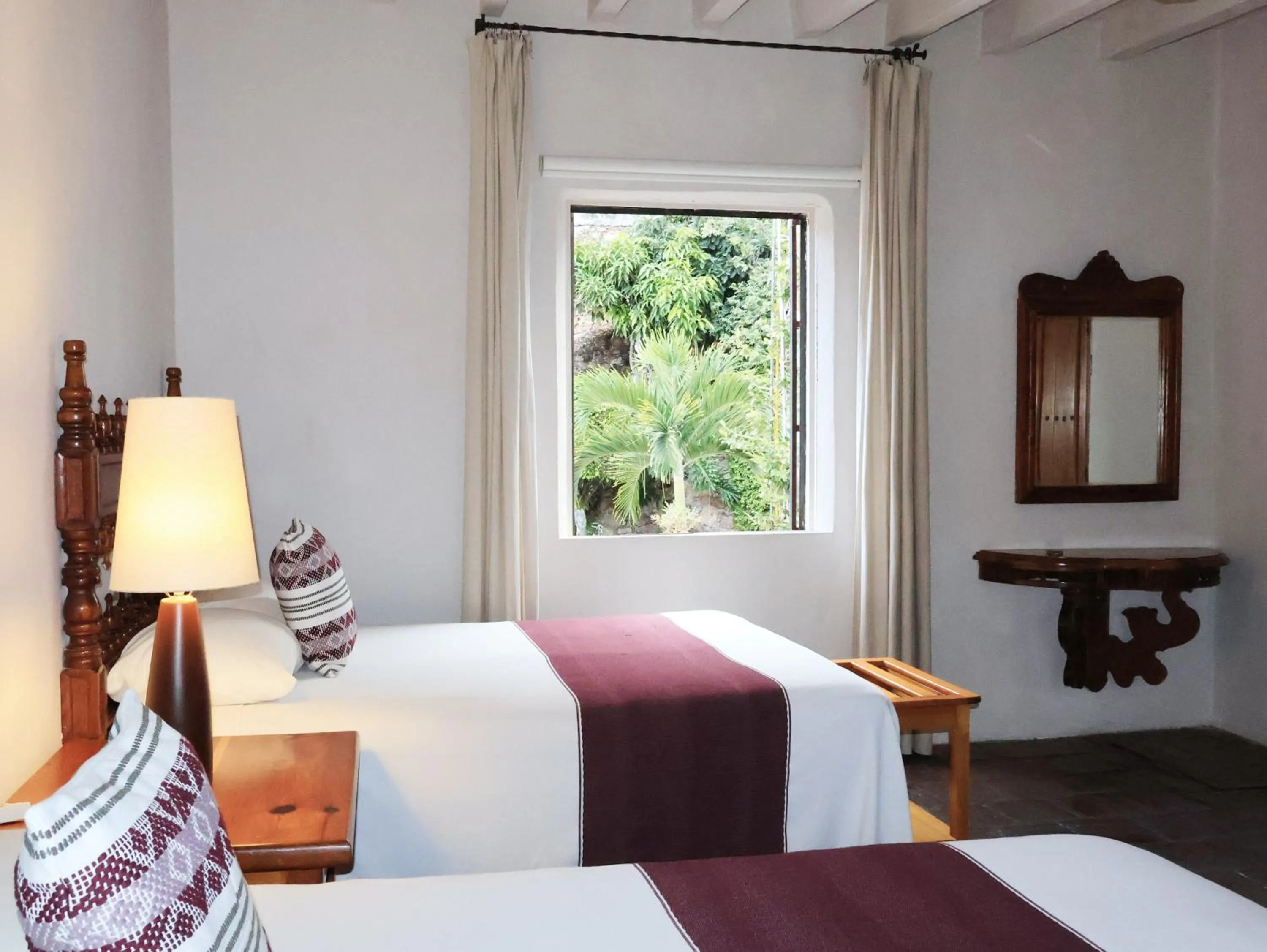 Bed in Hotel los Arcos