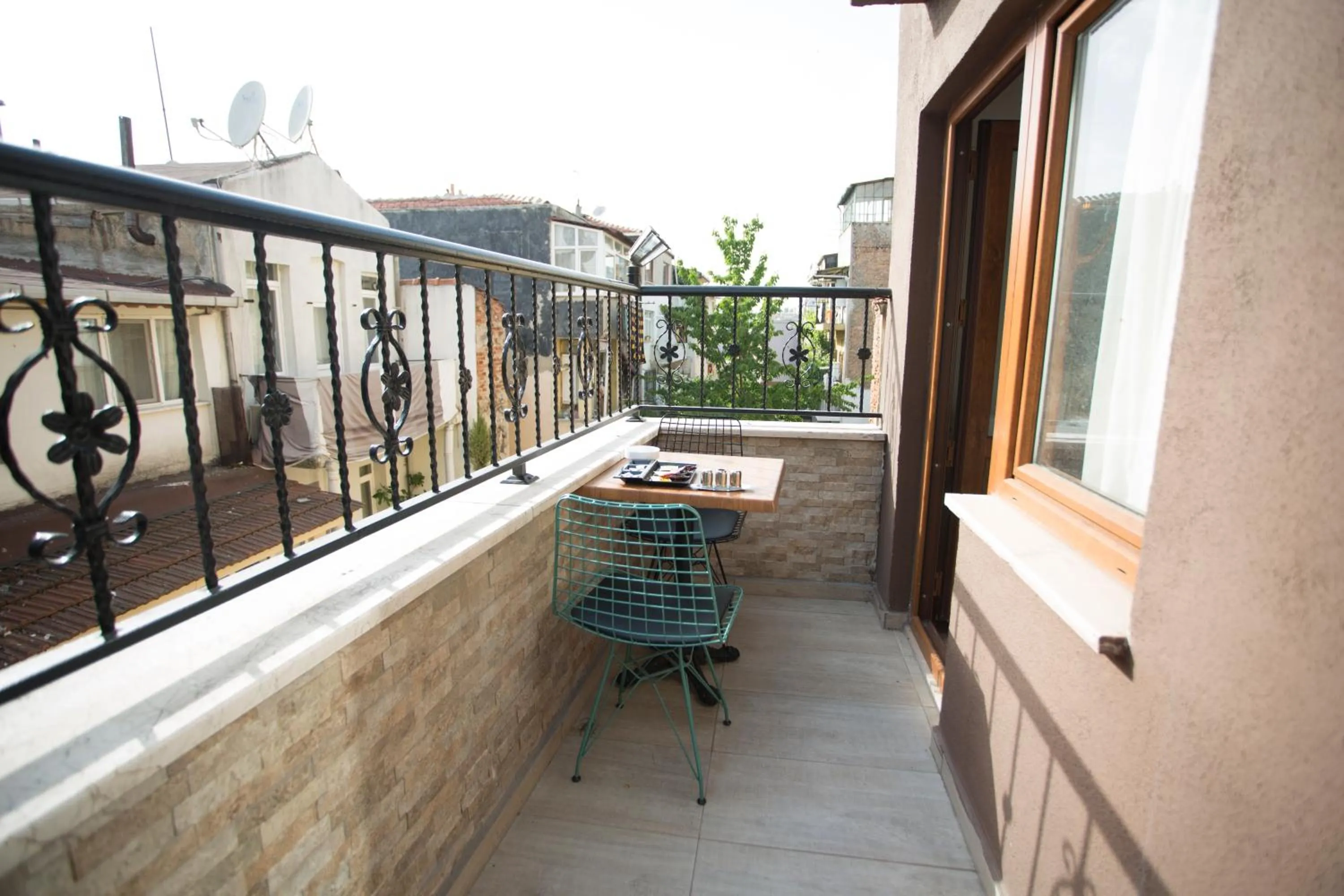 Balcony/Terrace in T-Square Residence