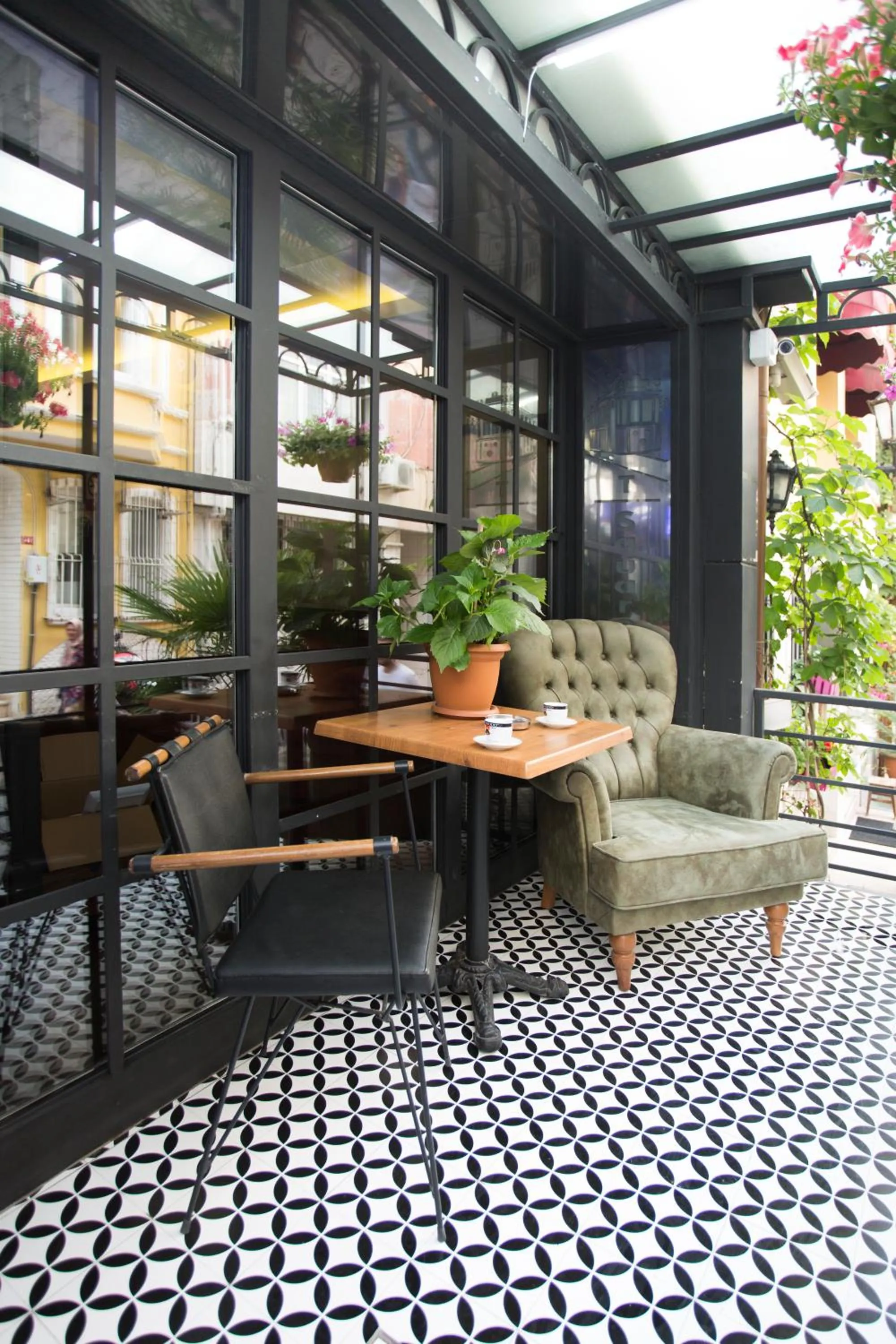 Lobby or reception in T-Square Residence
