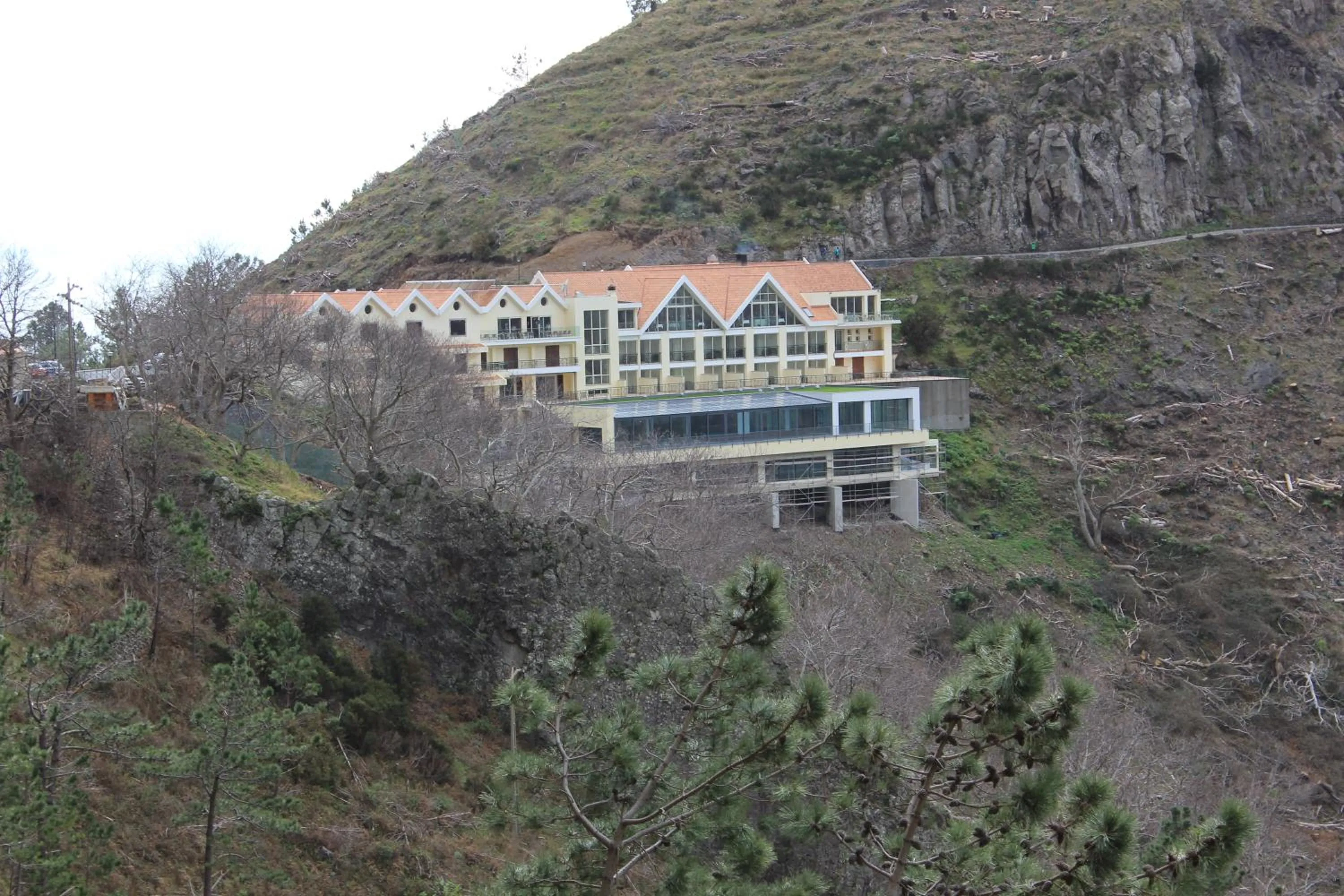 Facade/entrance in Eira do Serrado - Hotel & Spa