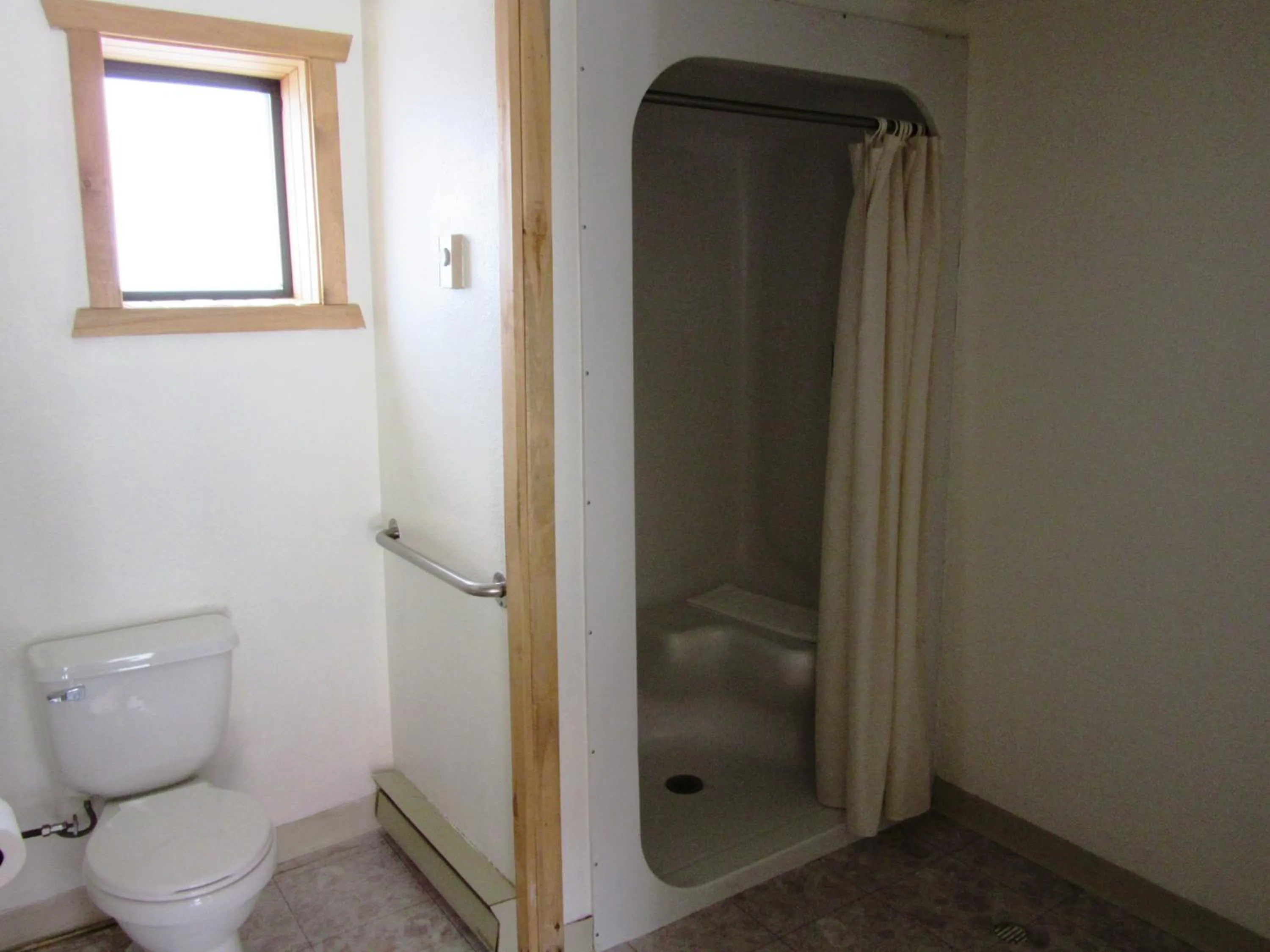 Bathroom in Travelers Lodge