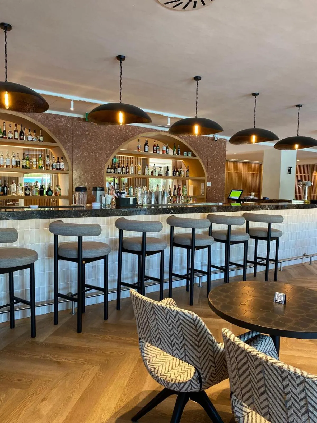 Lounge or bar in Falésia Hotel - Adults Only