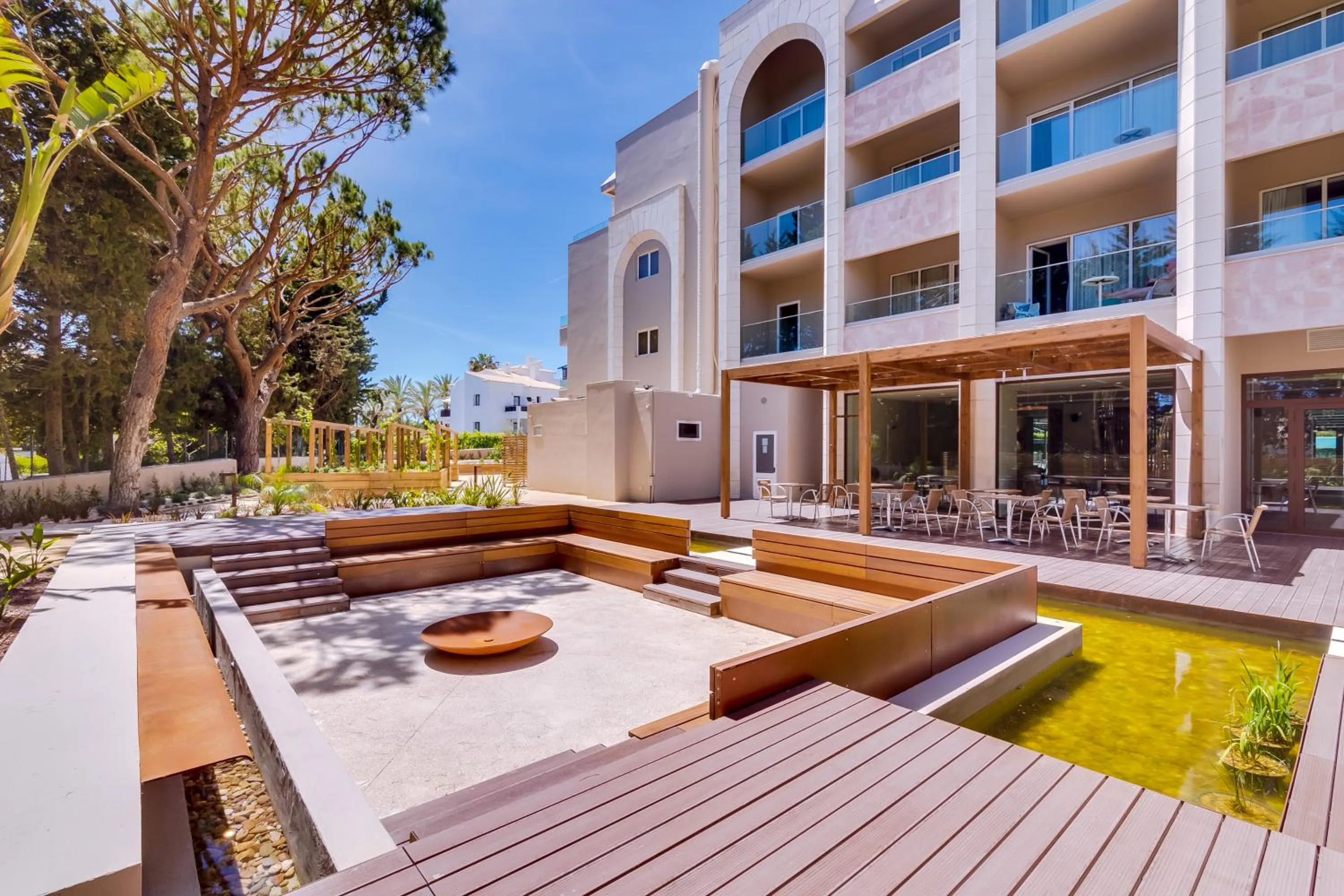 Garden in Falésia Hotel - Adults Only