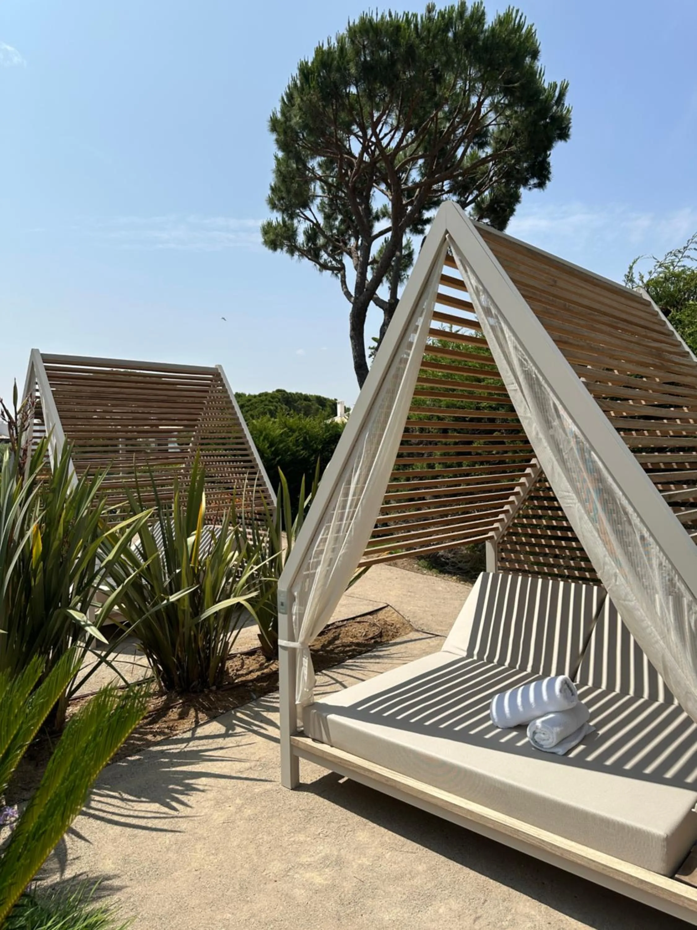 Garden in Falésia Hotel - Adults Only