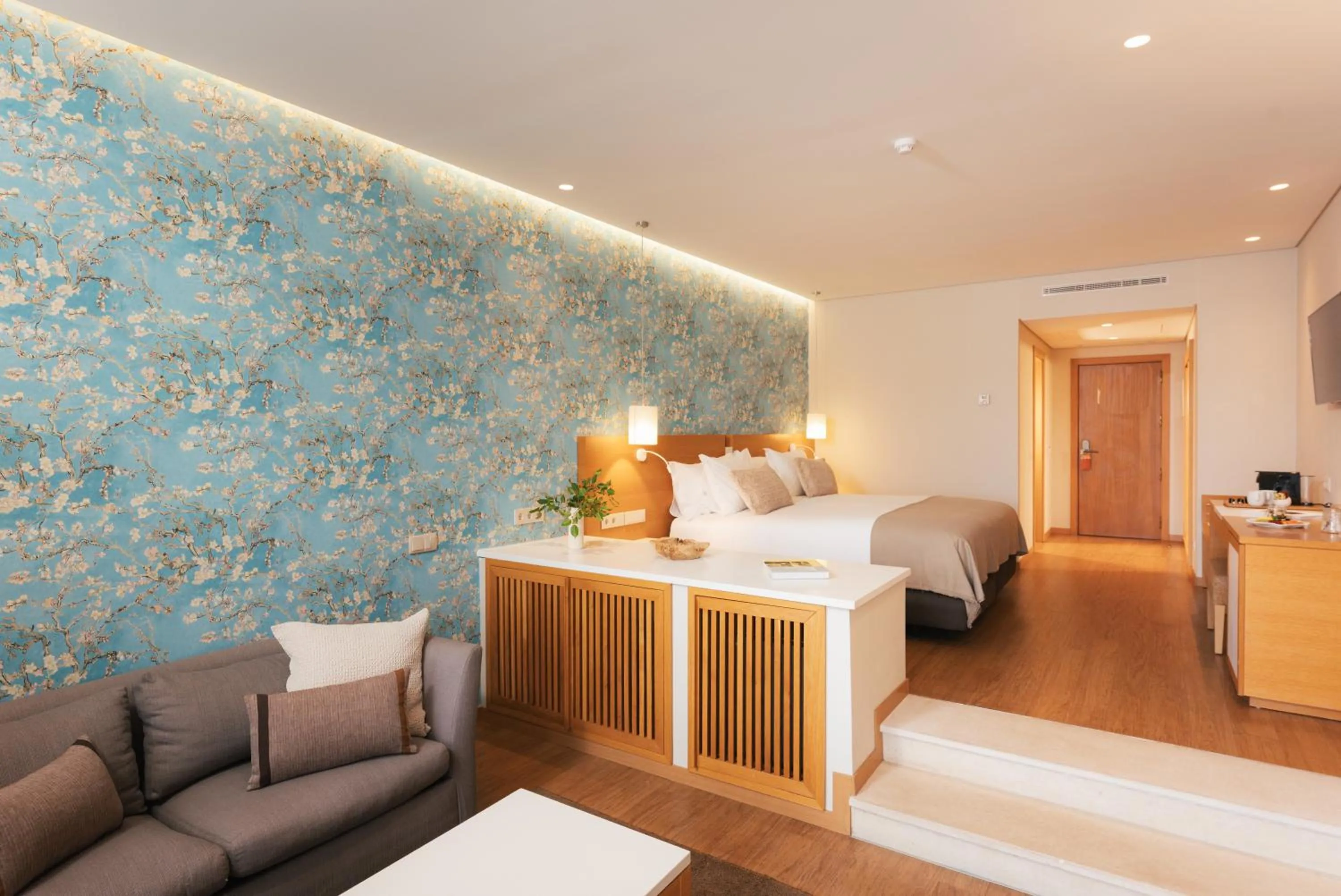 Bedroom, Bed in Falésia Hotel - Adults Only