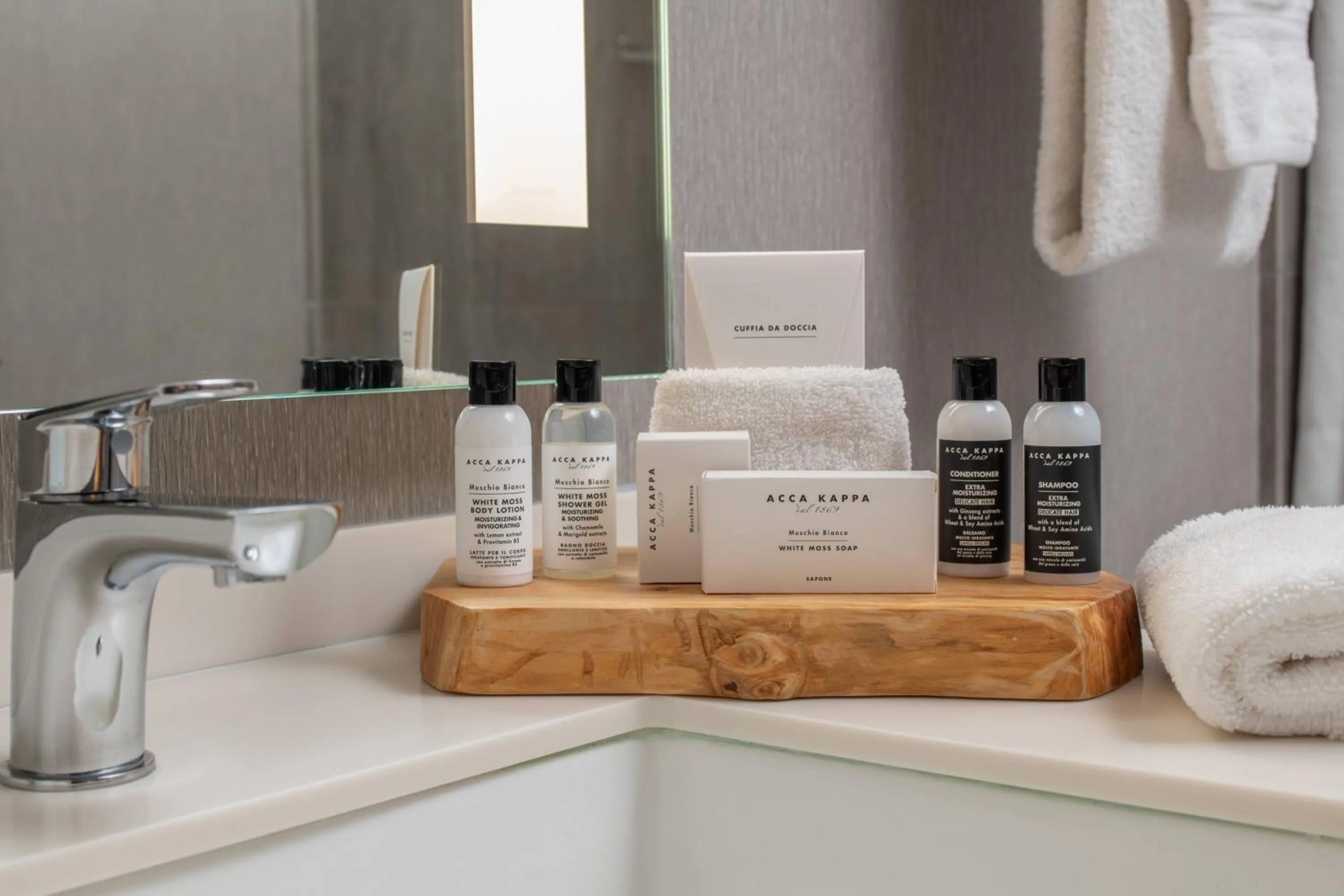 Bathroom in Hotel Paradox, Autograph Collection