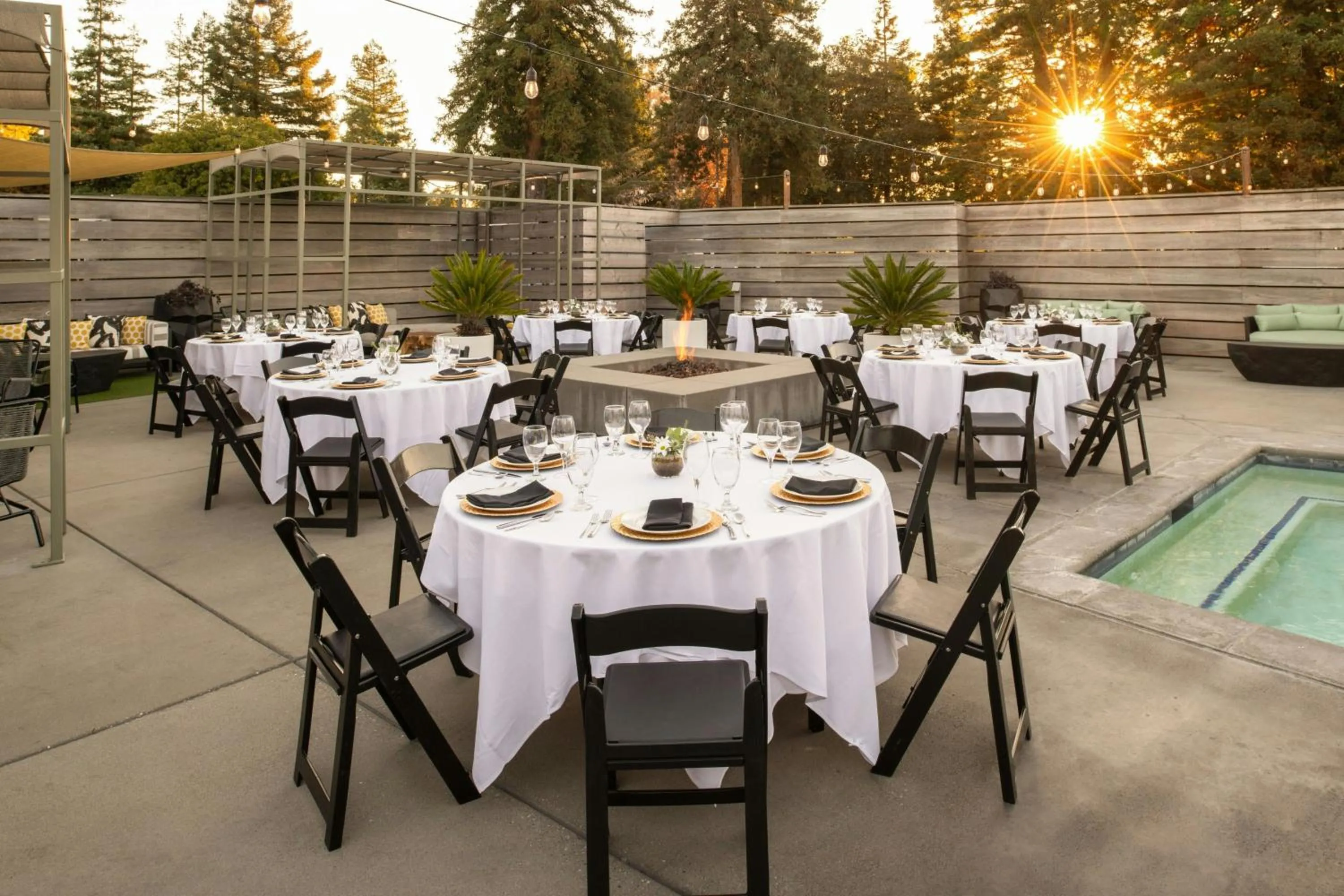 Swimming pool in Hotel Paradox, Autograph Collection