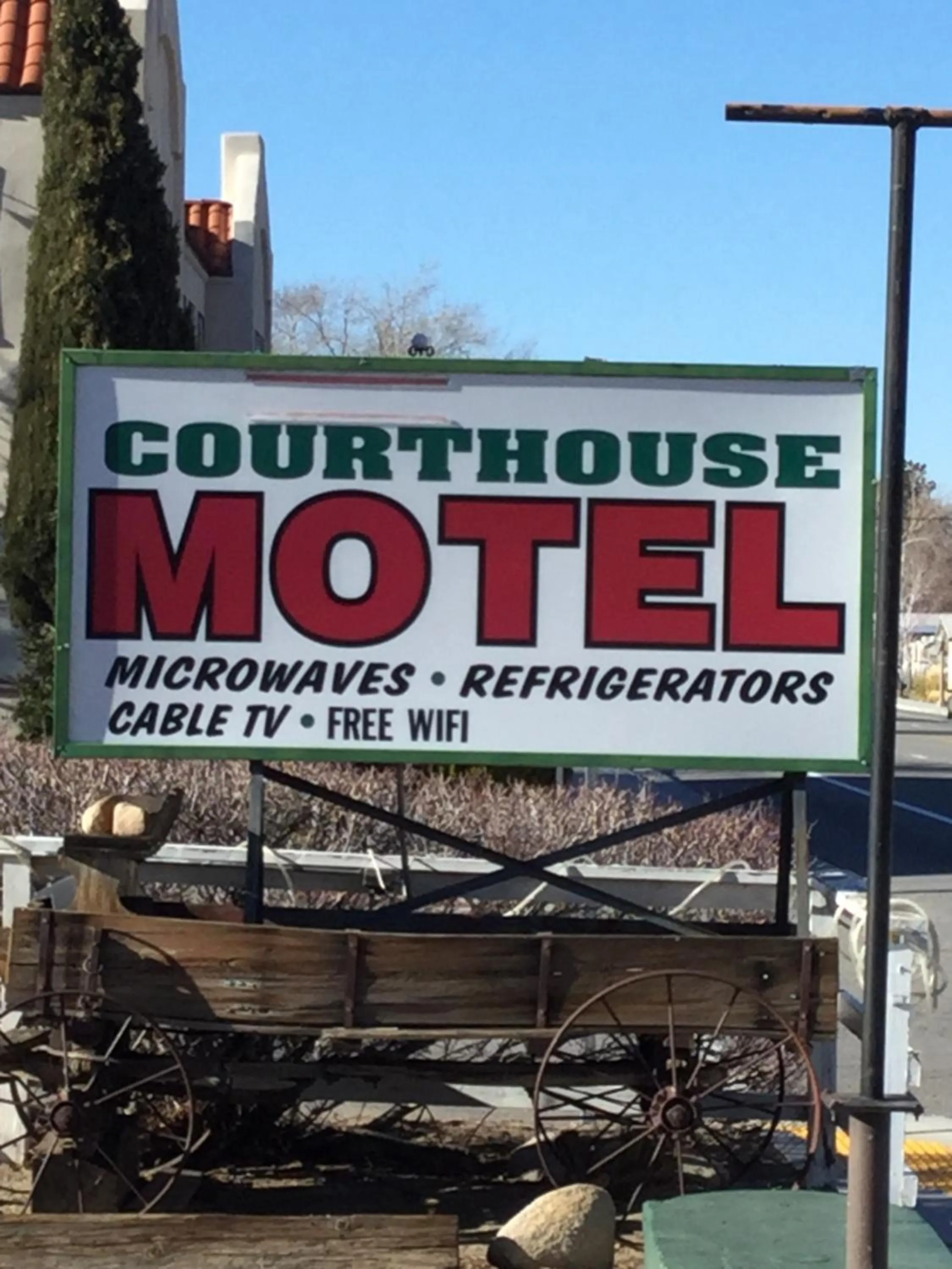 Property logo or sign in Independence Courthouse Motel