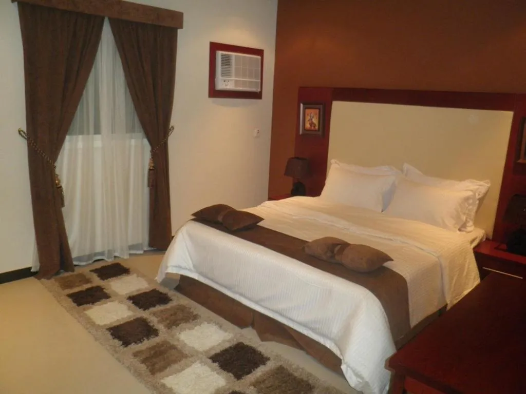 Bedroom, Bed in Al Muhaidb Al Nadwa