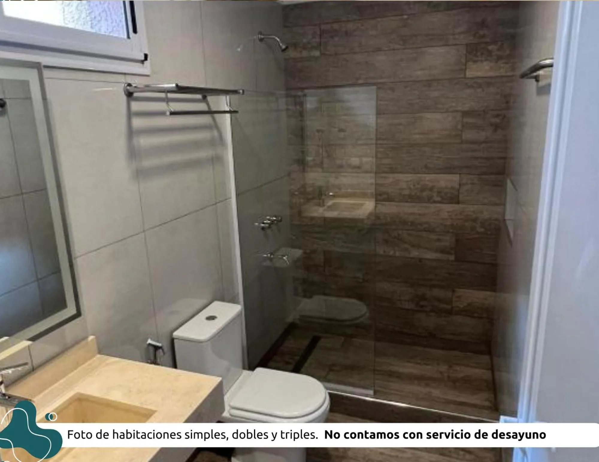 Shower in Z Hotel Boutique