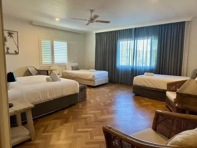 Family Room with No View - Non Smoking in The Quarters, an Ascend Collection Hotel Family Room with No View - Non Smoking in The Quarters, an Ascend Collection Hotel