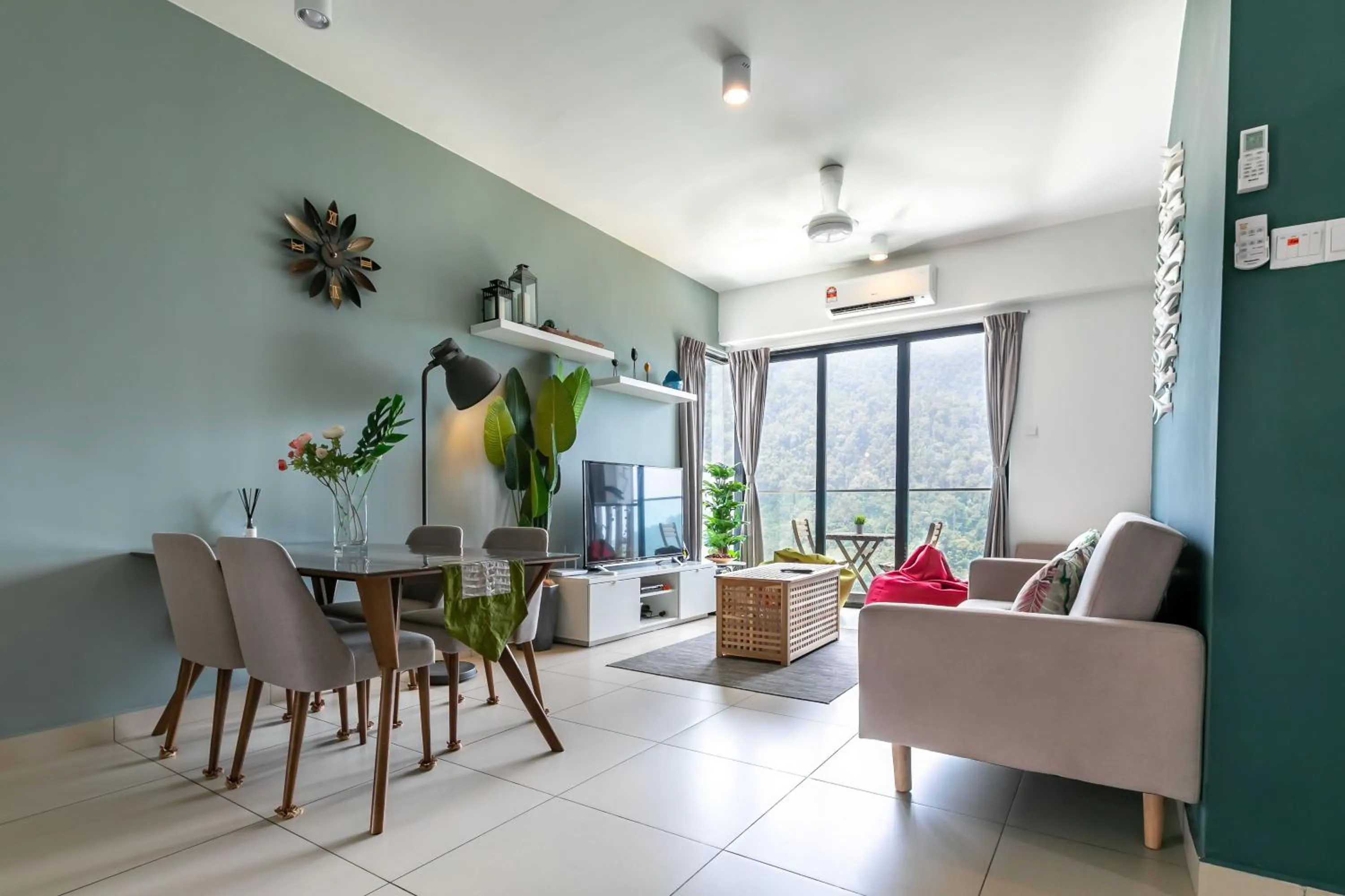 Living room in The Tropic@Midhill Genting (Free Wi-Fi)