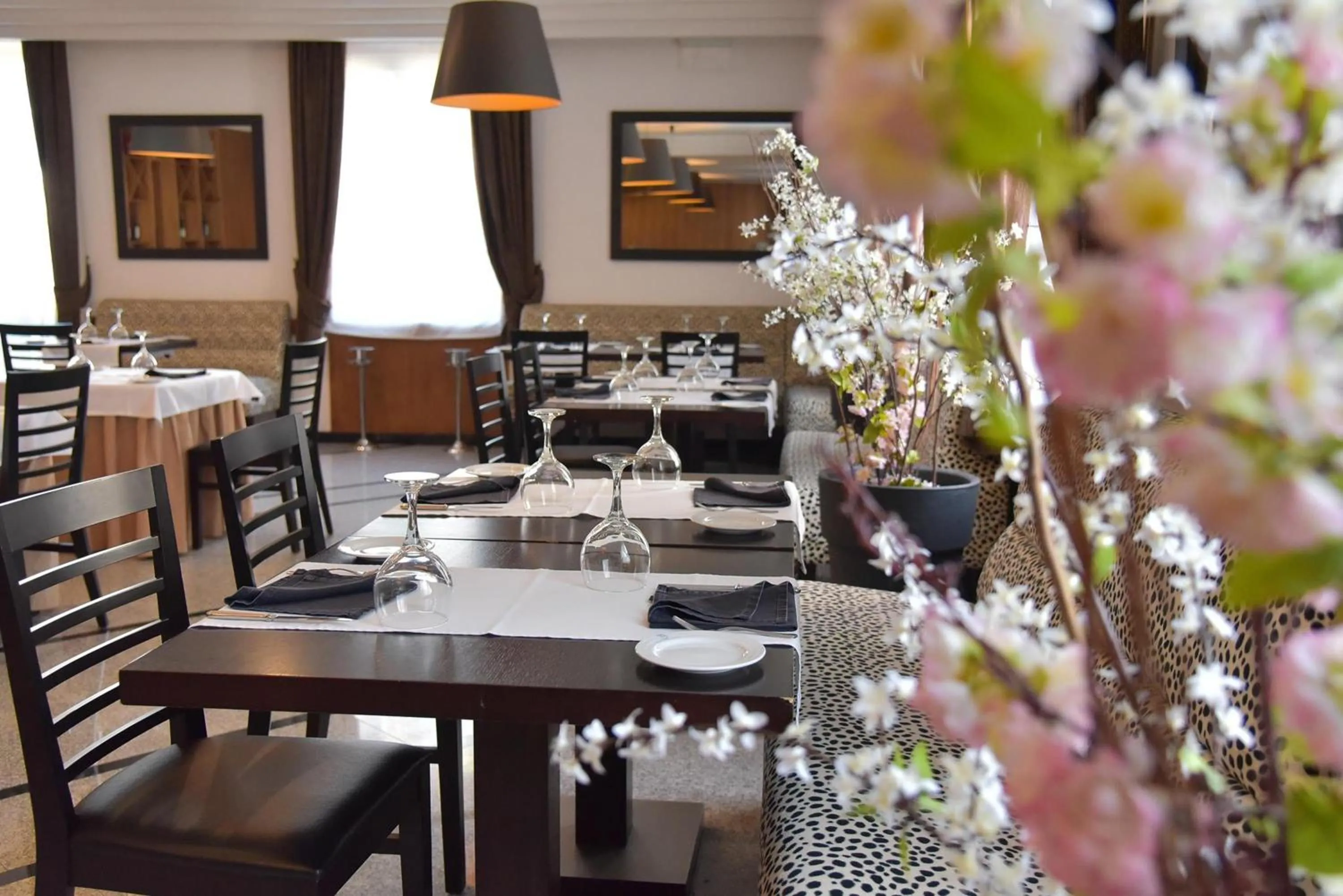 Restaurant/places to eat in Douro Marina Hotel & SPA