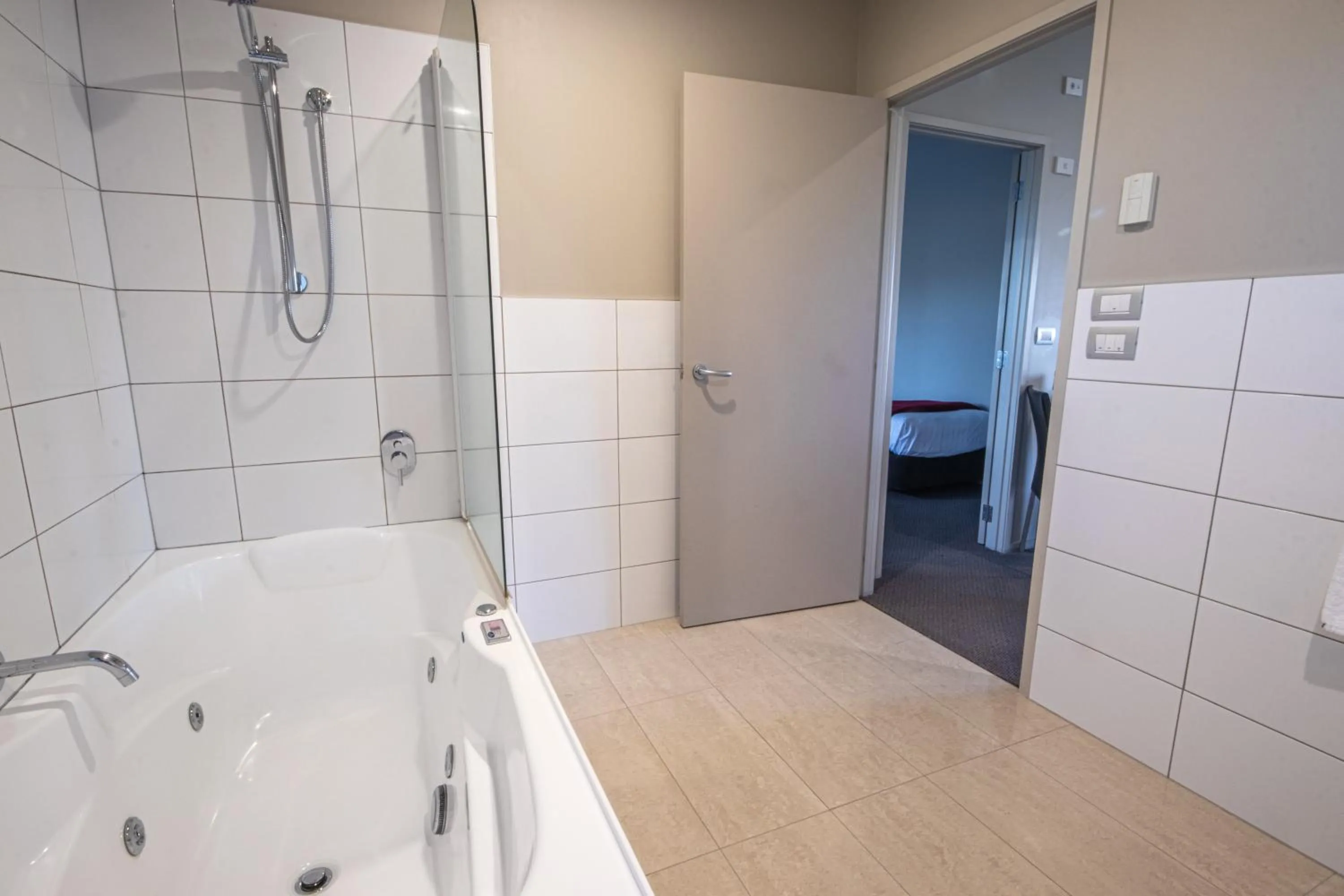 Bathroom in Amity Motel