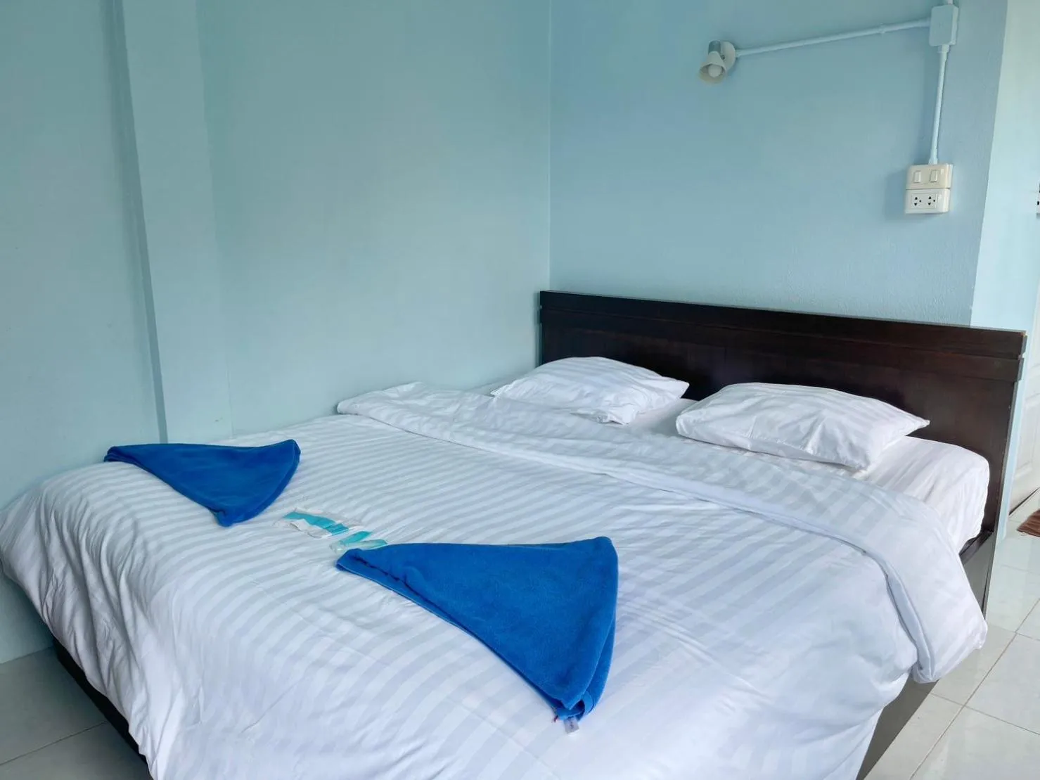 Bed in Naiharn On The Rock Resort Phuket