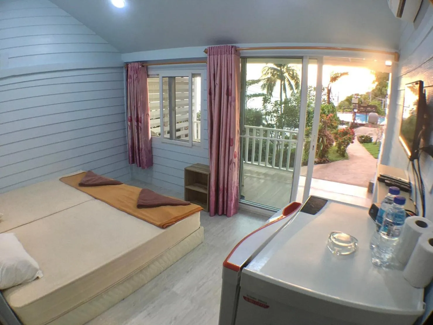 Bed in Naiharn On The Rock Resort Phuket
