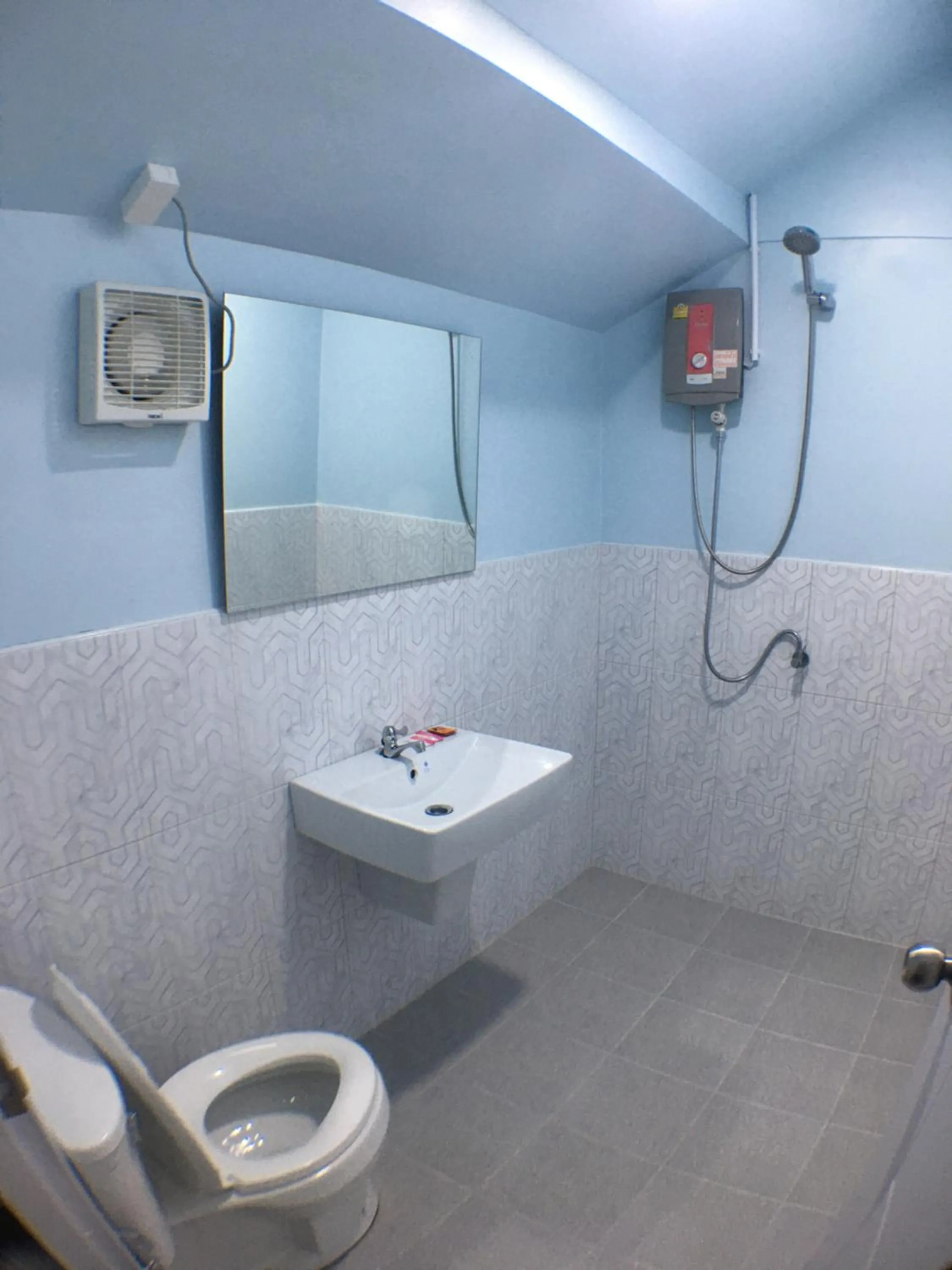 Shower in Naiharn On The Rock Resort Phuket