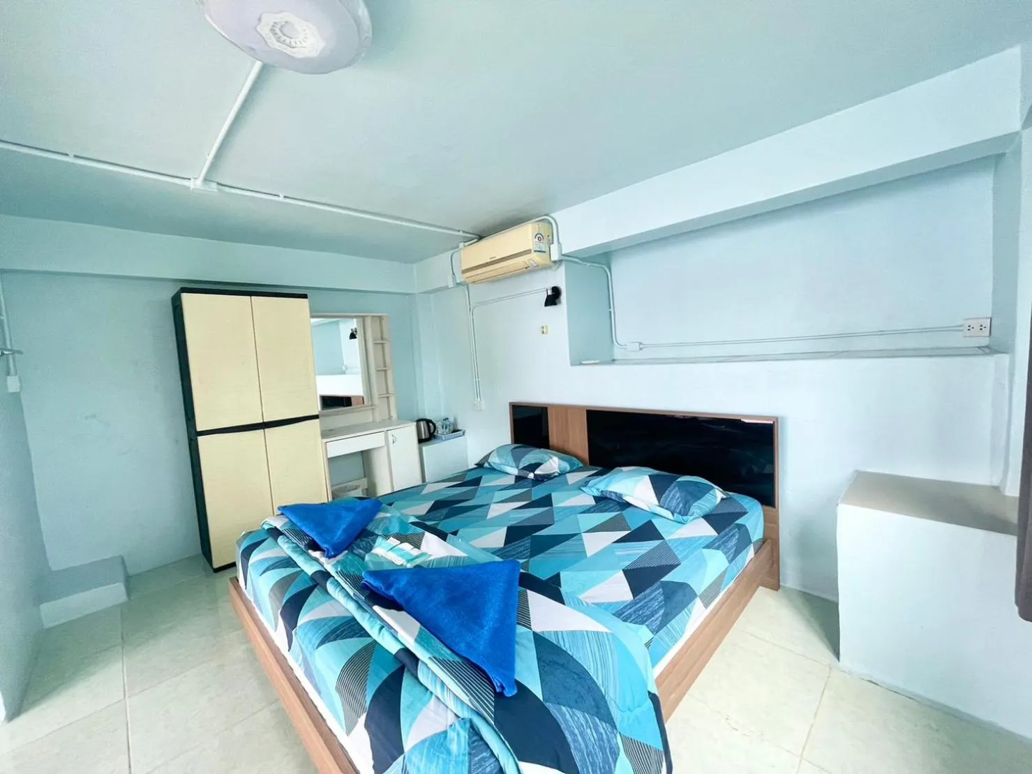 Bed in Naiharn On The Rock Resort Phuket