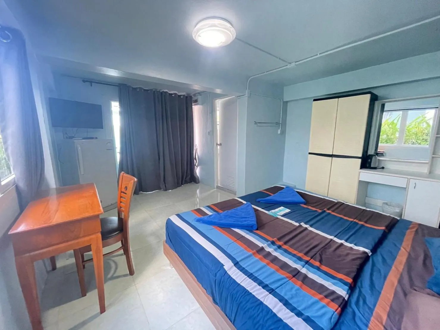 Bed in Naiharn On The Rock Resort Phuket