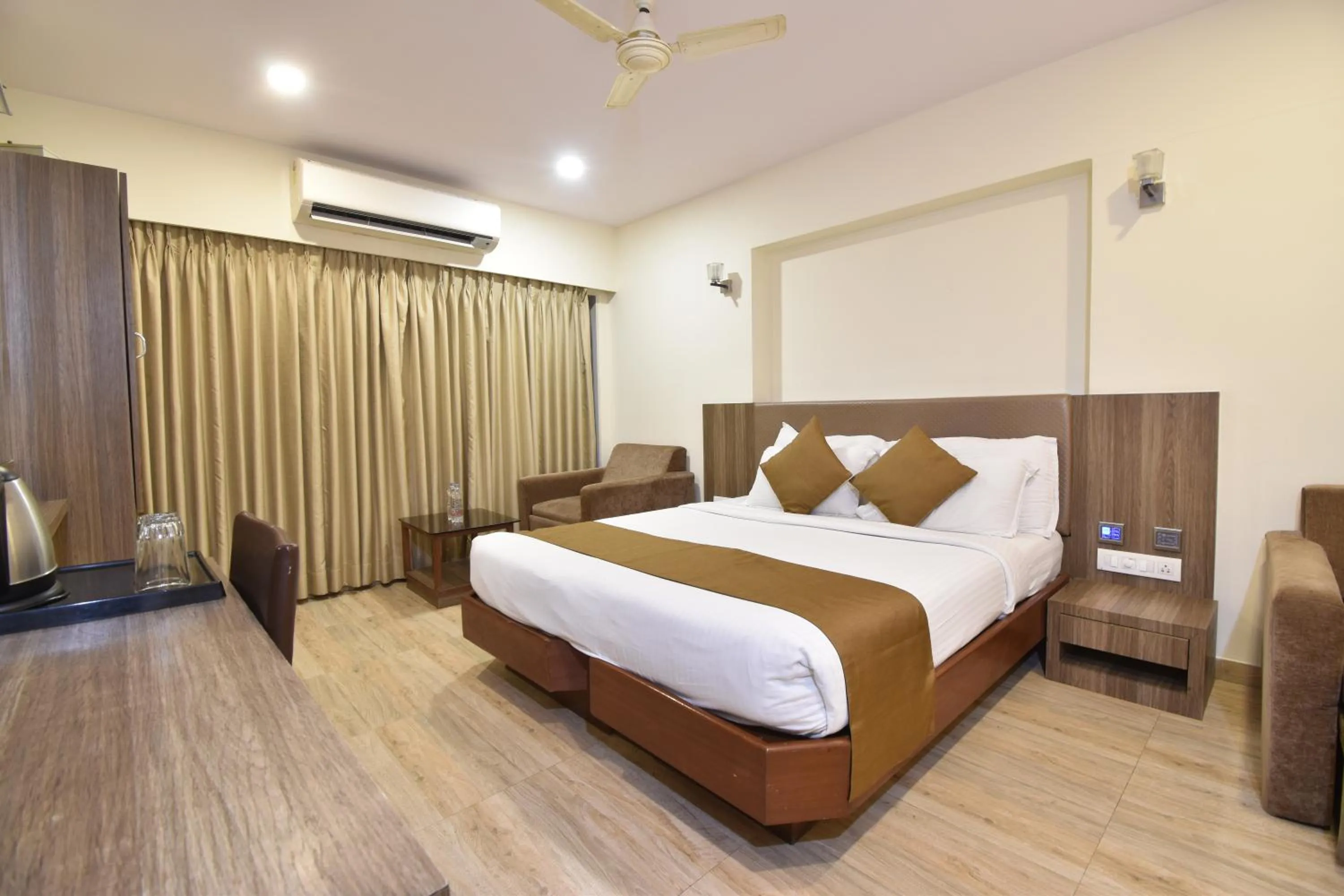 Bed in Hotel Atlantic