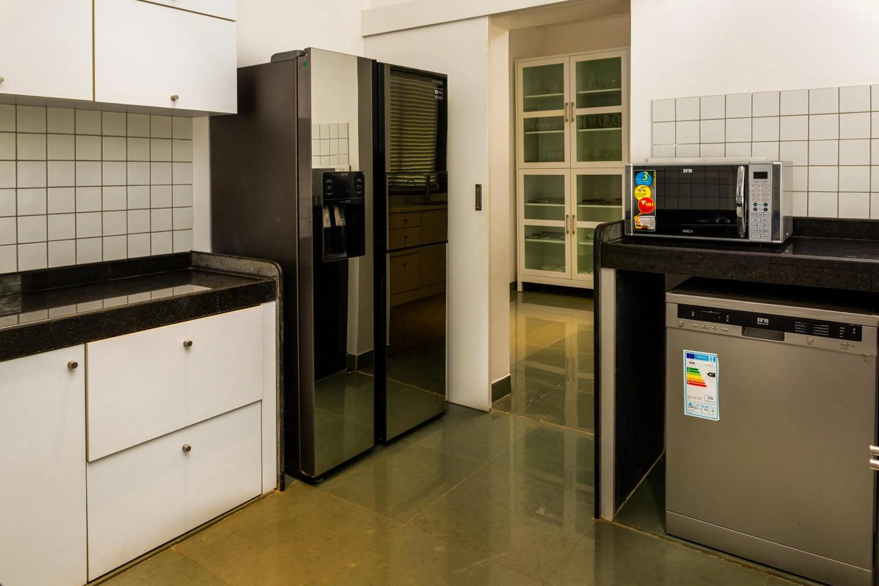 Kitchen or kitchenette in Ashore by Vista, Beachfrom 6BHK, ultra luxurious with Infinity pool, SPA at Morjim