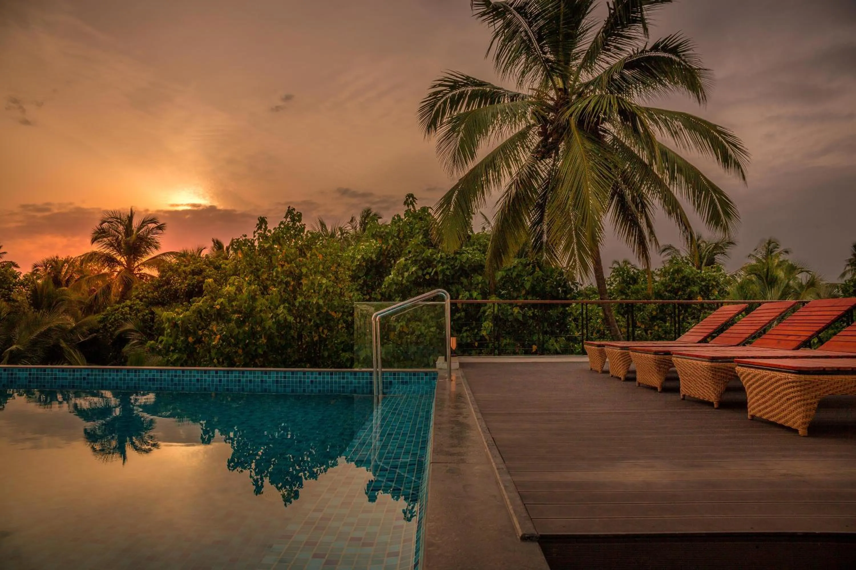 Swimming pool in Ashore by Vista, Beachfrom 6BHK, ultra luxurious with Infinity pool, SPA at Morjim