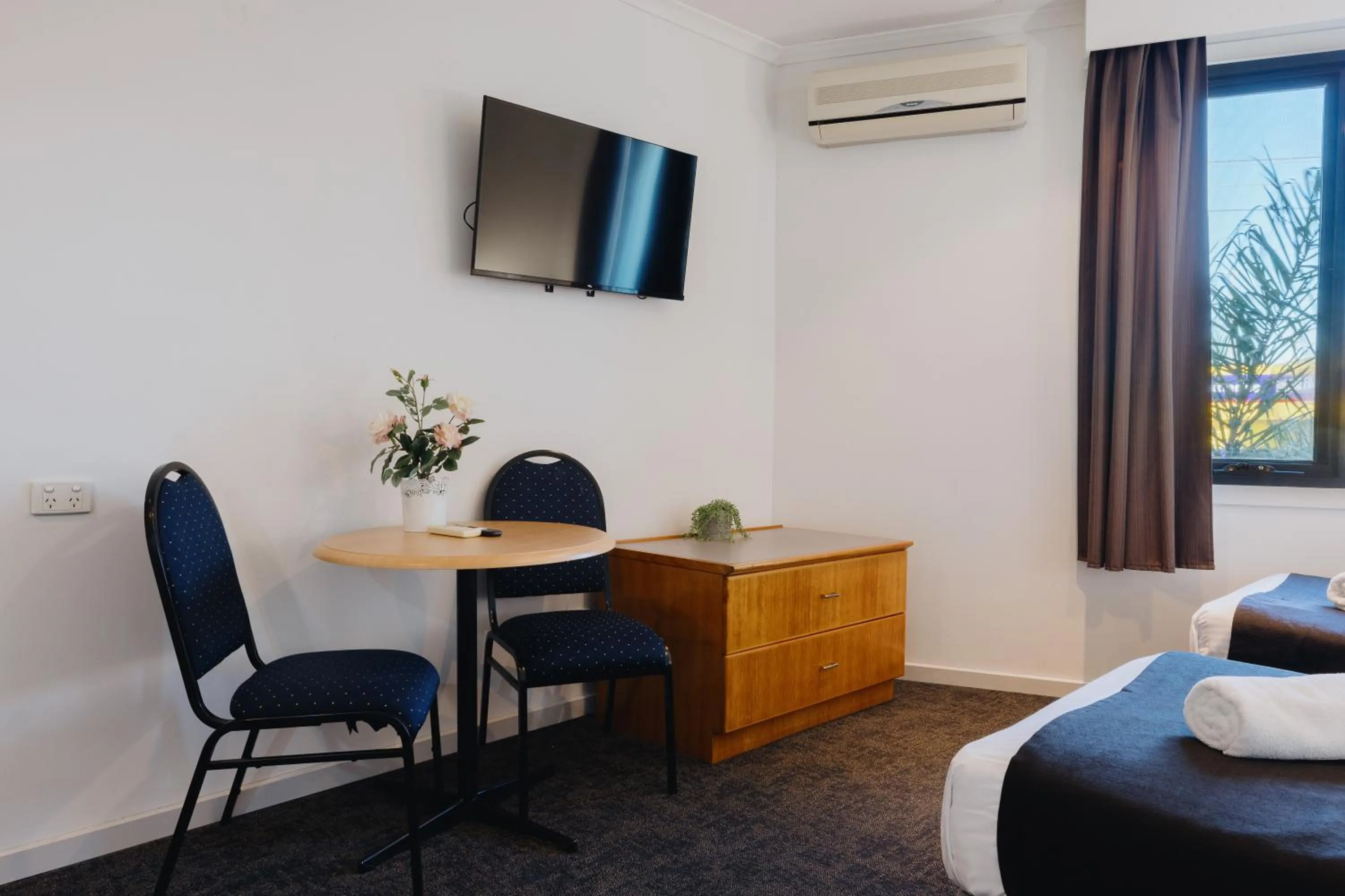 Bed in Comfort Inn Traralgon