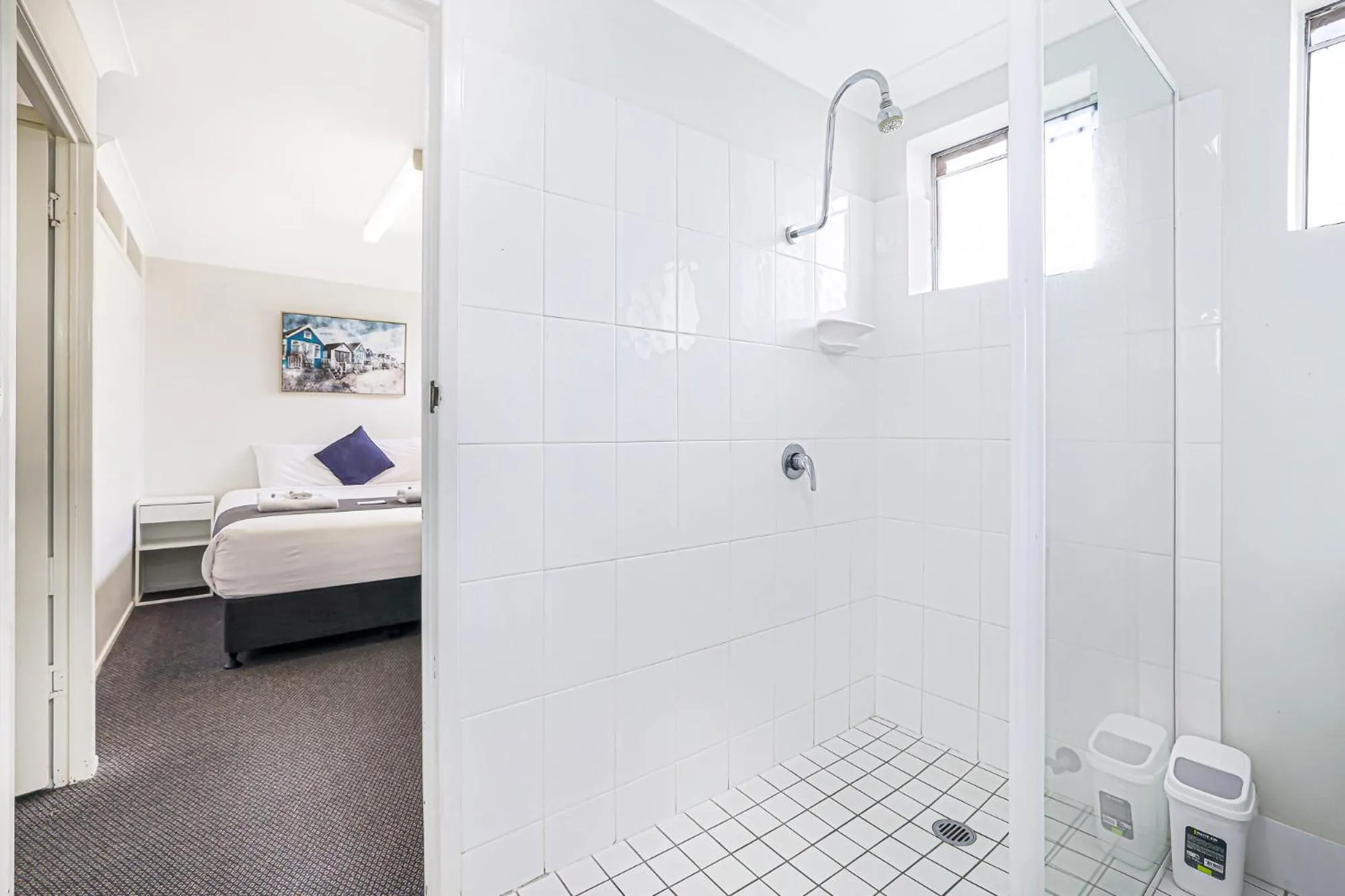 Bed in Acacia Motor Inn