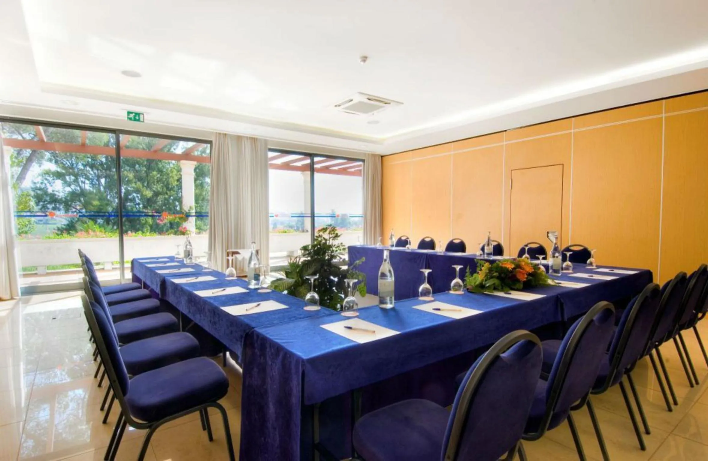 Business facilities in Lam Hotel Estarreja