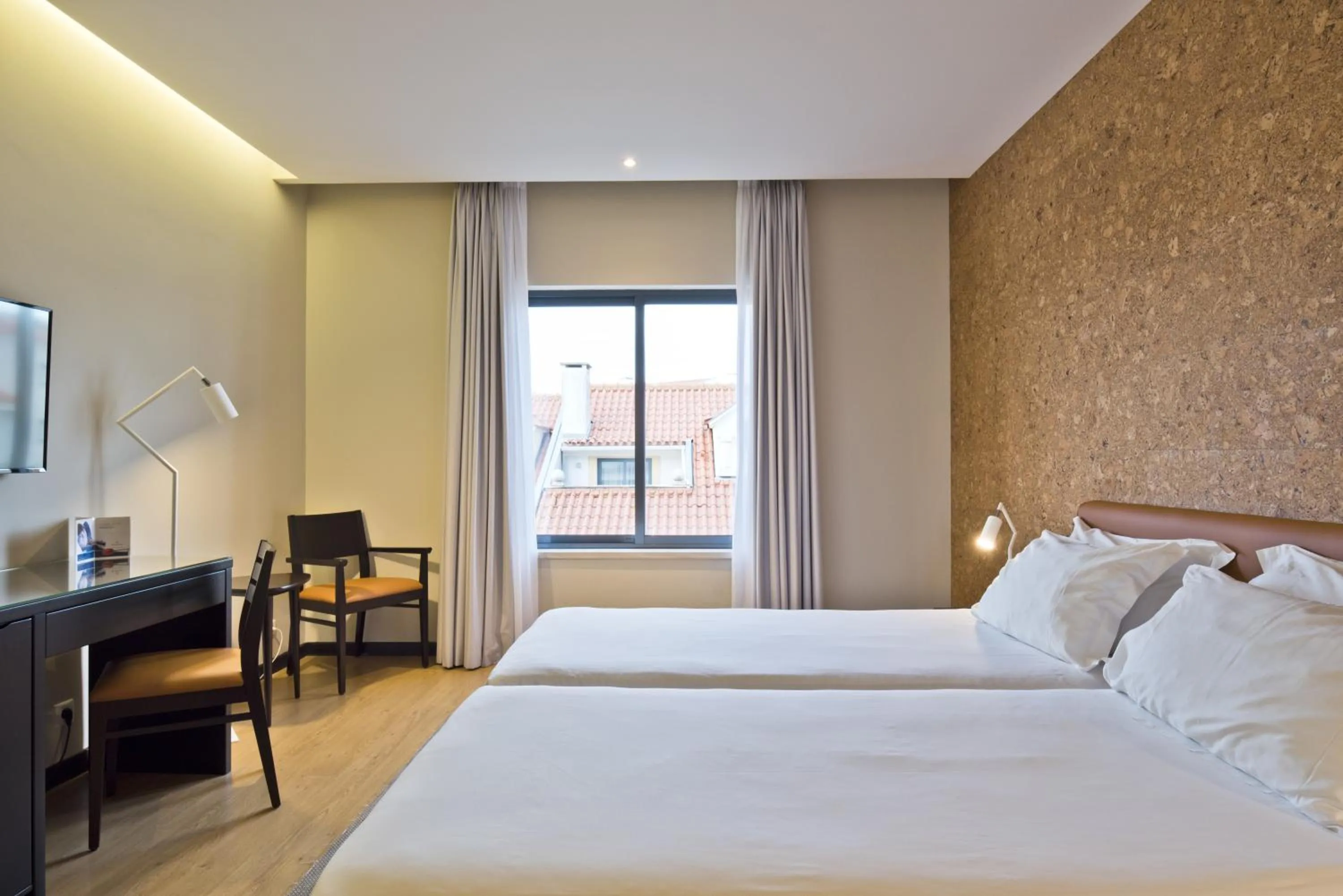 Bed in Lam Hotel Estarreja