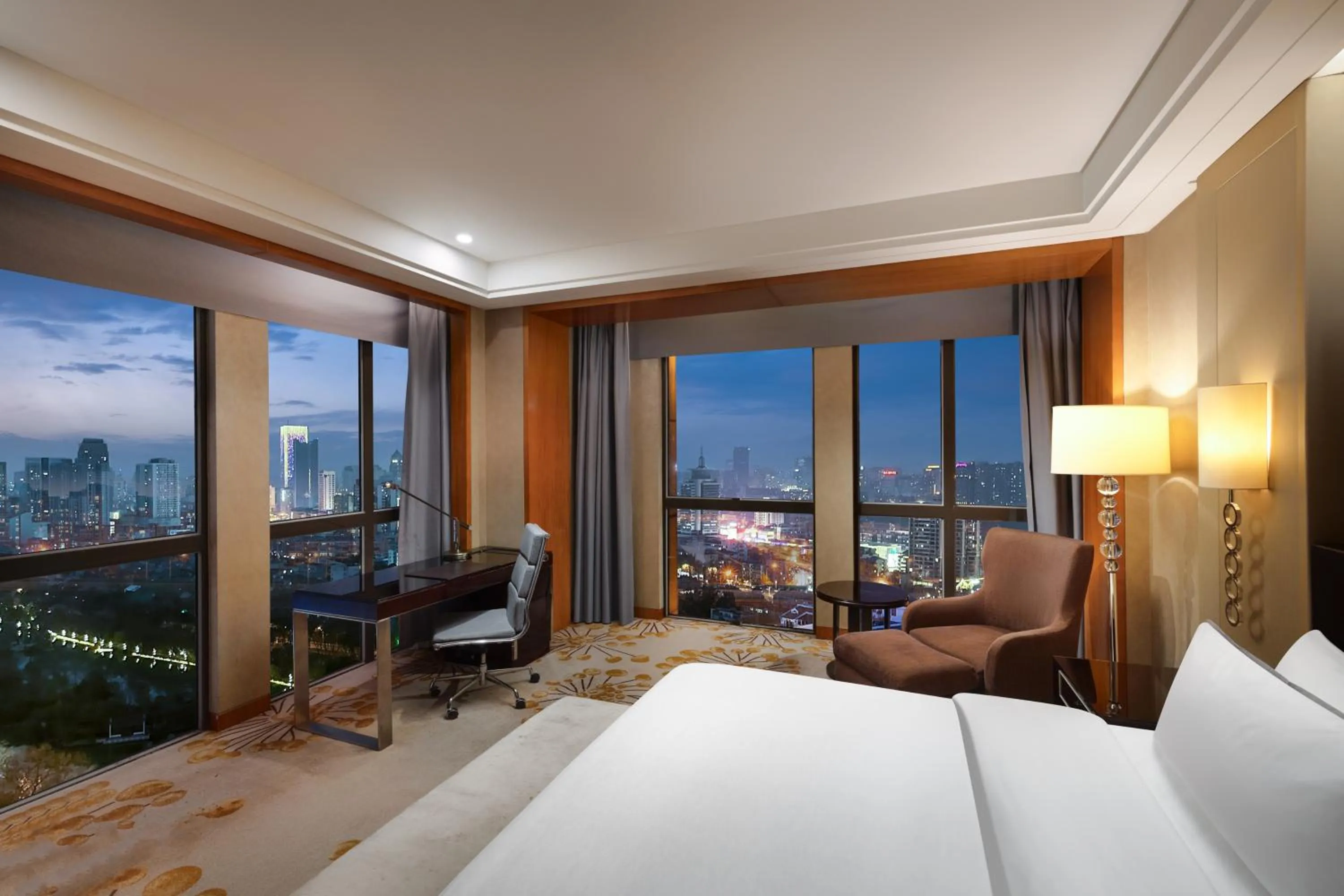 Bed in The Westin Hefei Baohe