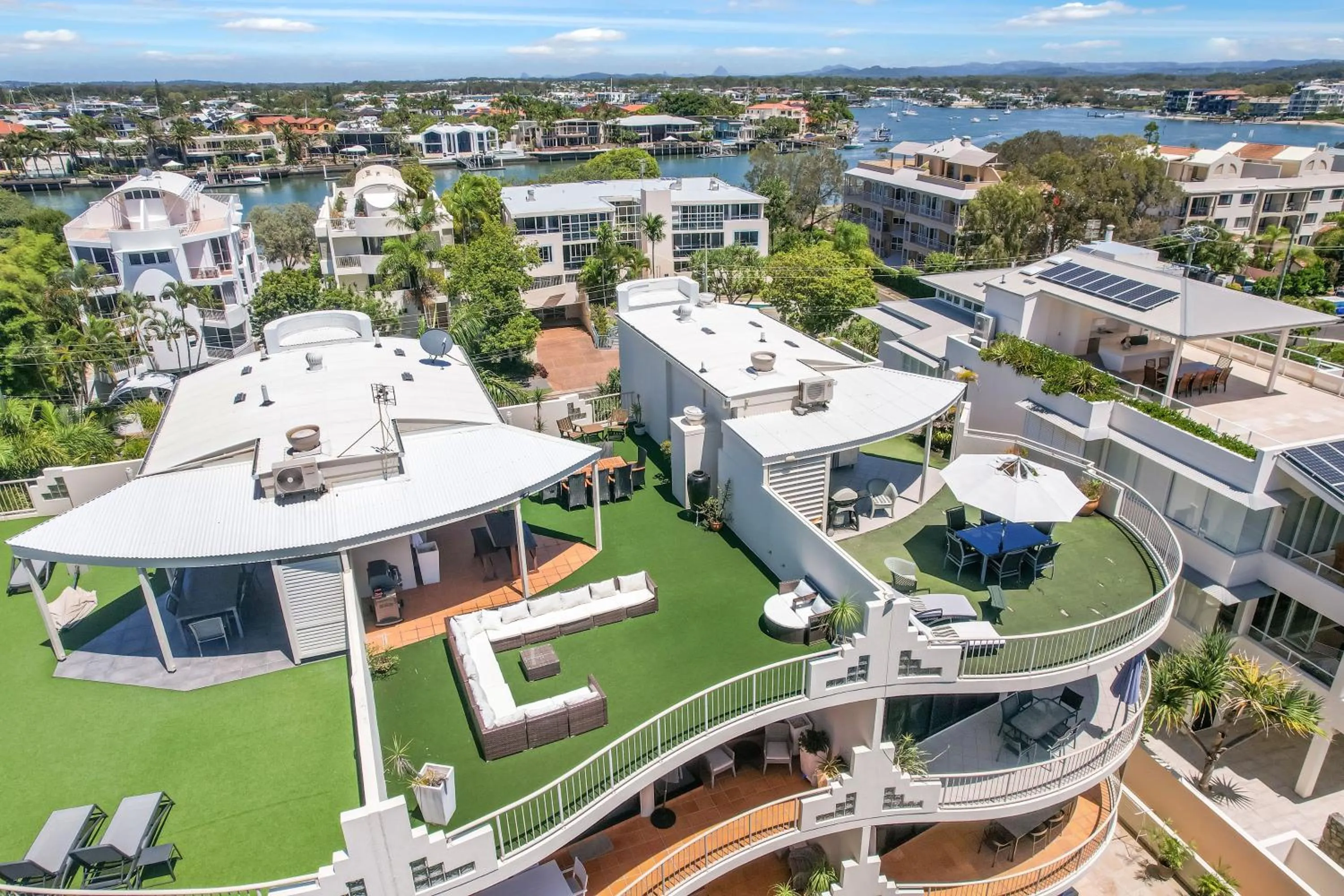 Balcony/Terrace in Mirra Chana Beachfront Apartments Mooloolaba