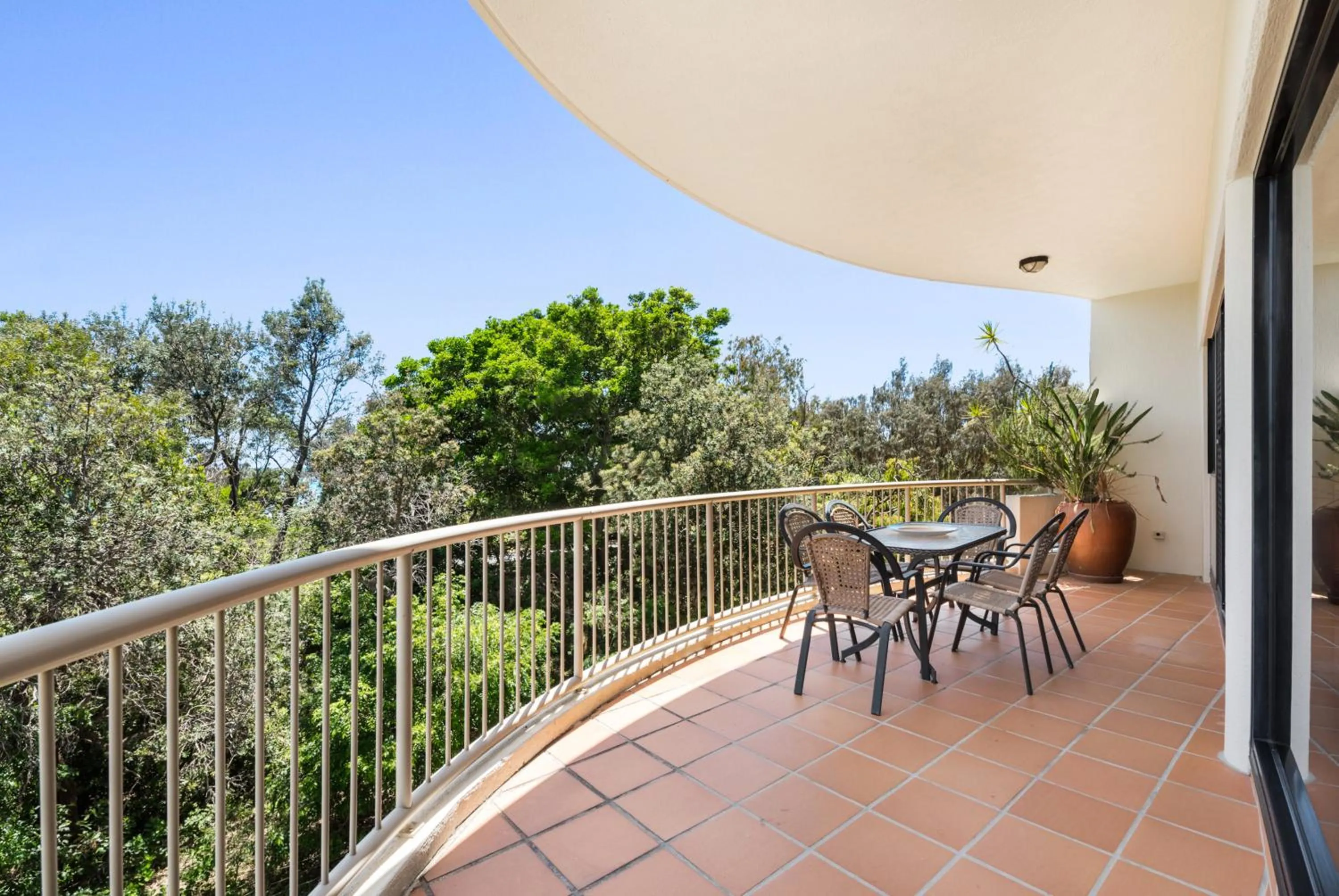 Patio in Mirra Chana Beachfront Apartments Mooloolaba